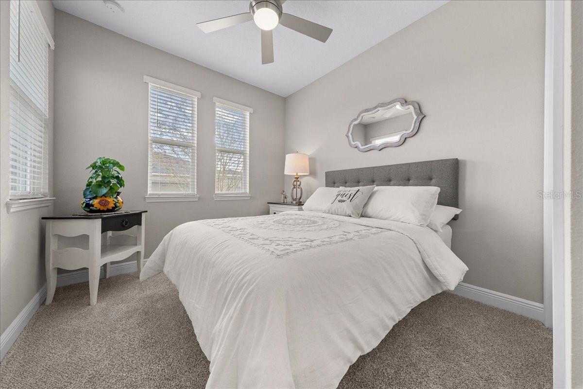 Image 26 of 59 For 5361 33rd Place