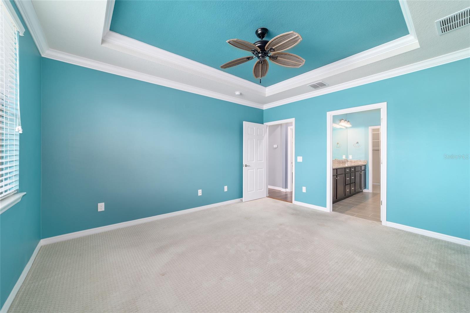 Image 28 of 76 For 9395 70th Loop