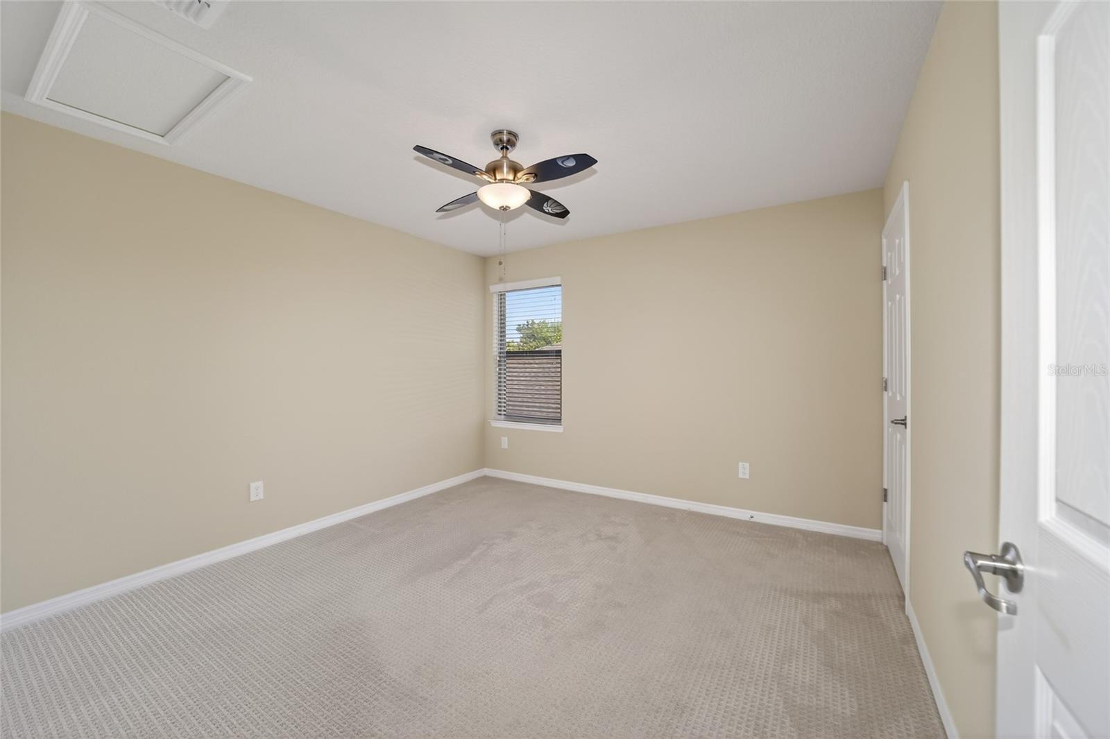 Image 46 of 76 For 9395 70th Loop