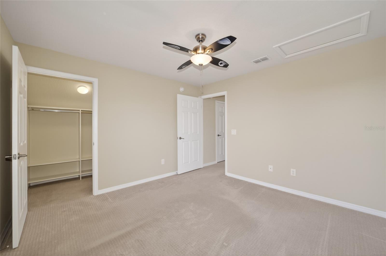 Image 47 of 76 For 9395 70th Loop