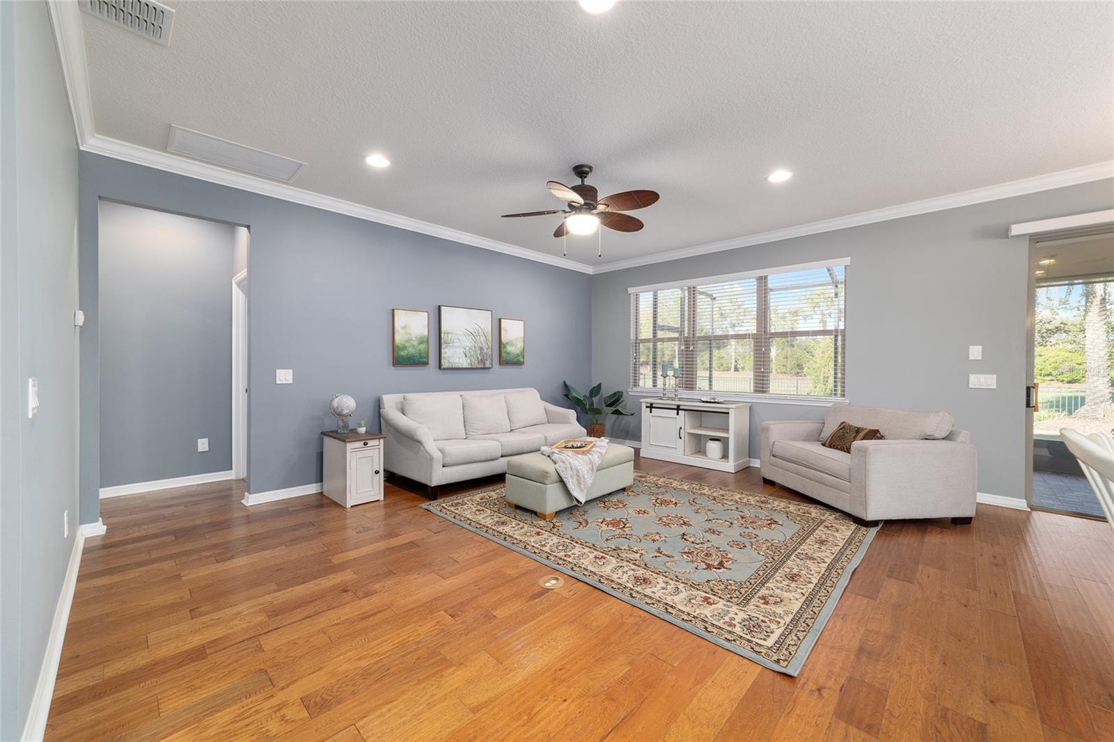 Image 6 of 76 For 9395 70th Loop