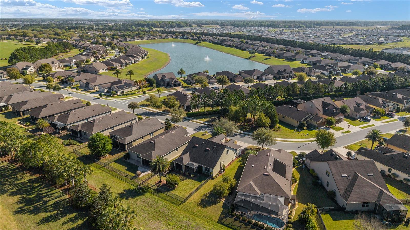 Image 62 of 76 For 9395 70th Loop