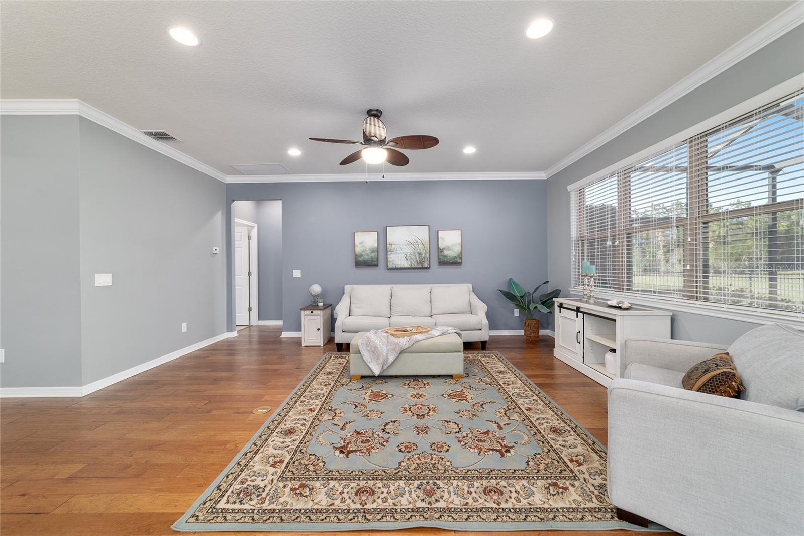 Image 8 of 76 For 9395 70th Loop