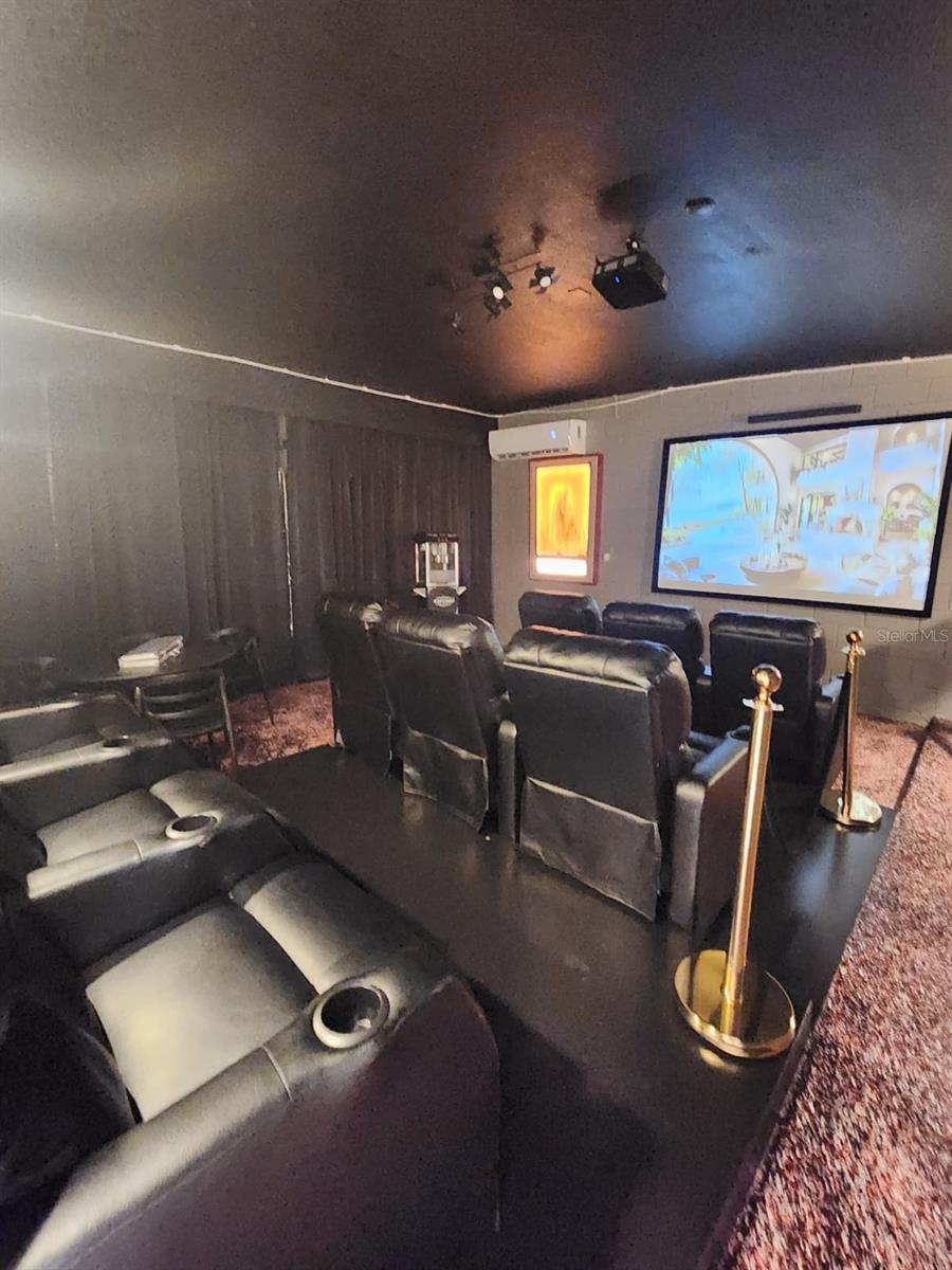 Image 19 of 21 For 4468 Monado Drive