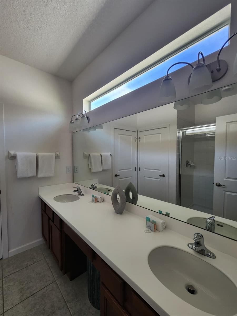 Image 3 of 21 For 4468 Monado Drive