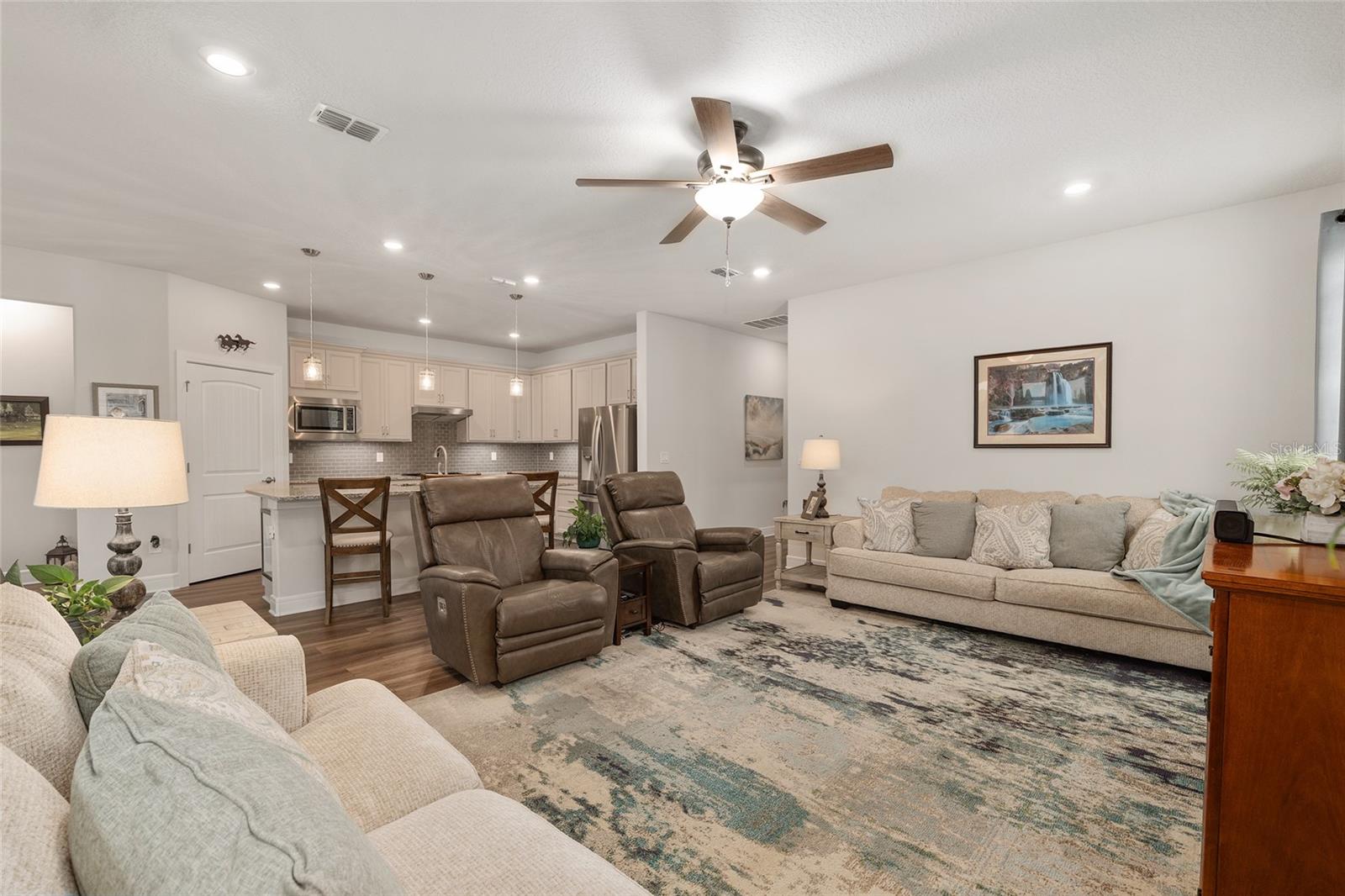 Image 11 of 64 For 9267 56th Loop