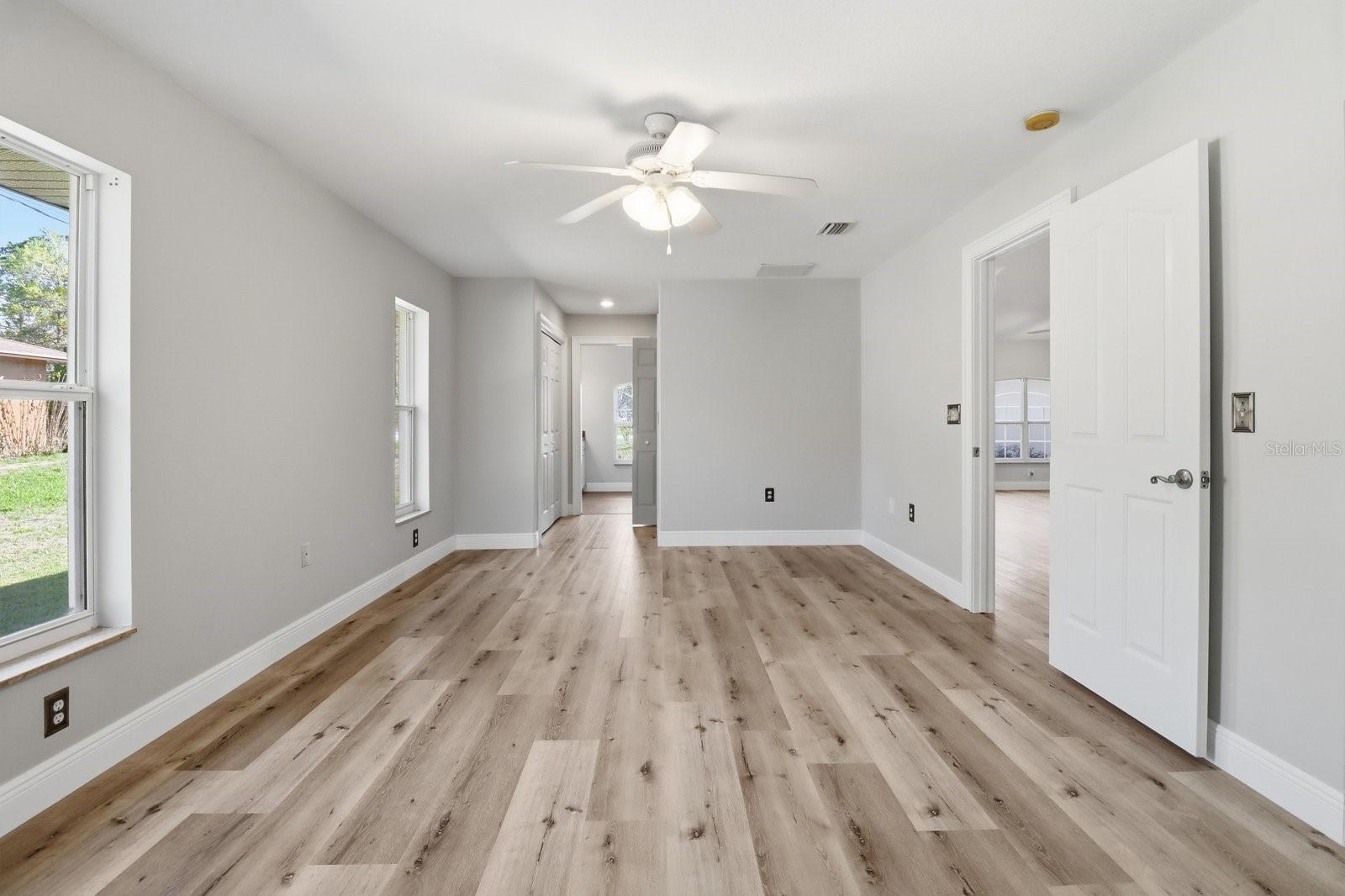 Image 14 of 27 For 8520 Elkcam Boulevard