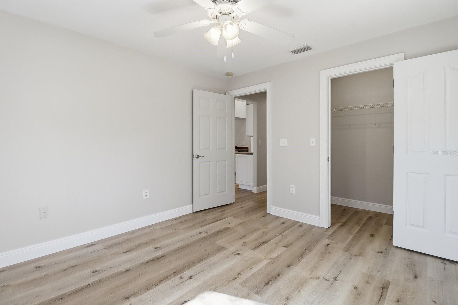 Image 22 of 27 For 8520 Elkcam Boulevard