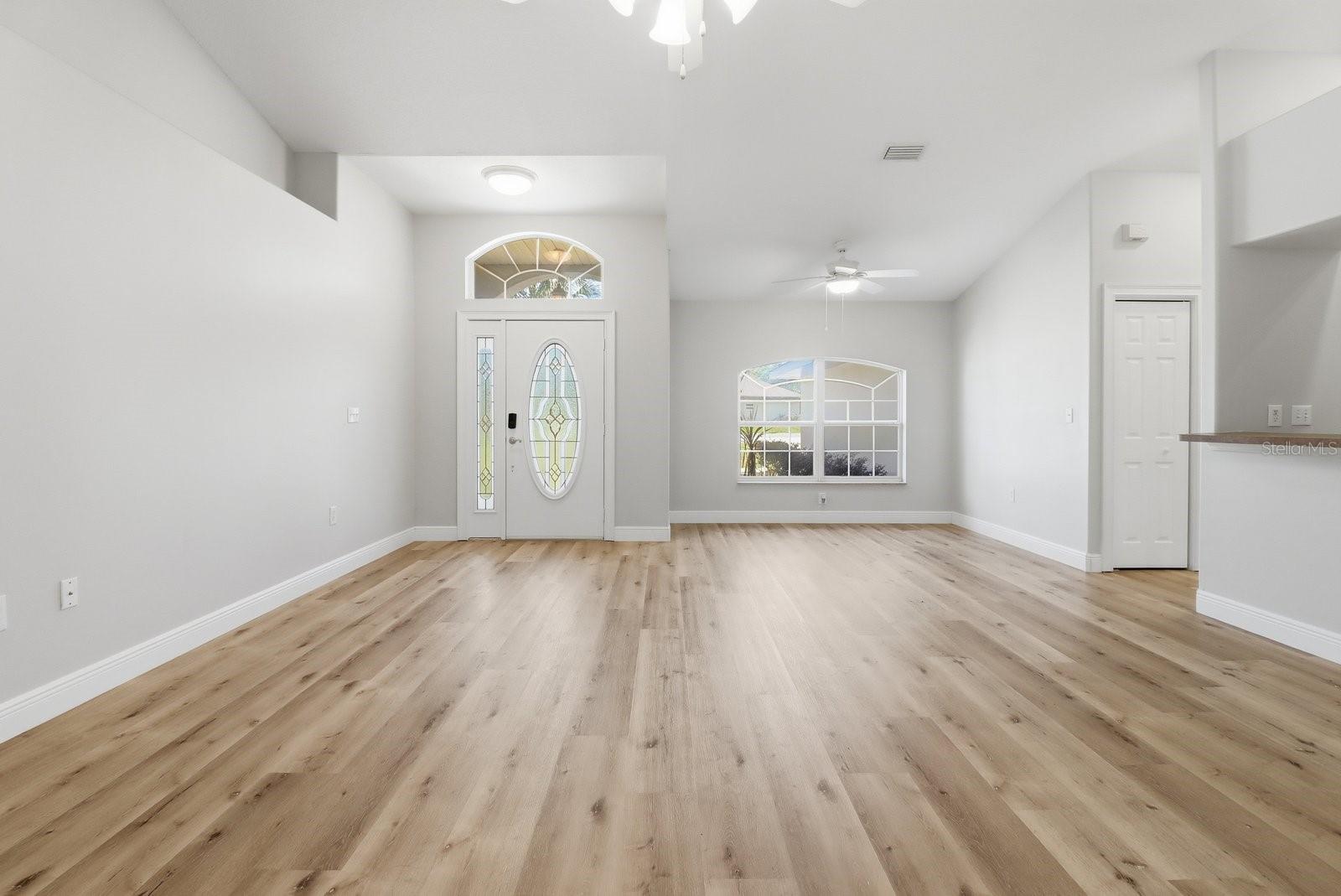 Image 8 of 27 For 8520 Elkcam Boulevard