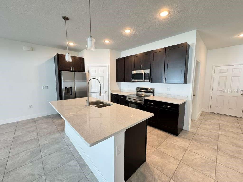 Image 11 of 52 For 769 Marion Oaks Pass