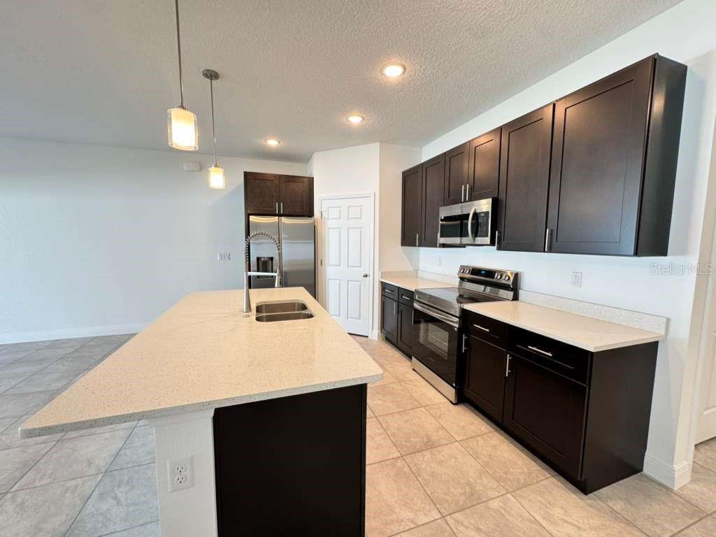 Image 15 of 52 For 769 Marion Oaks Pass