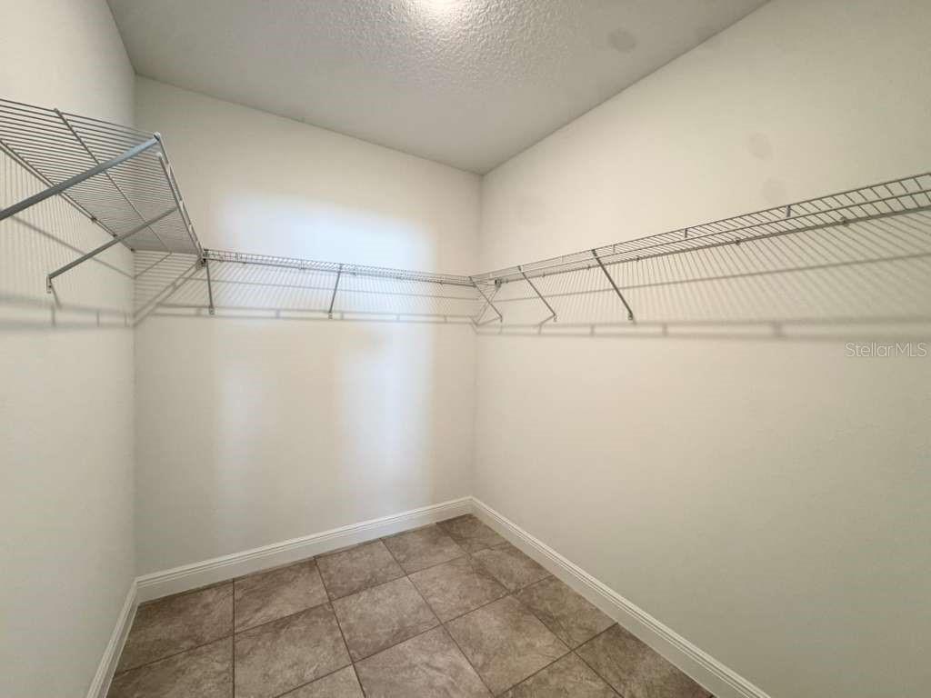 Image 27 of 52 For 769 Marion Oaks Pass