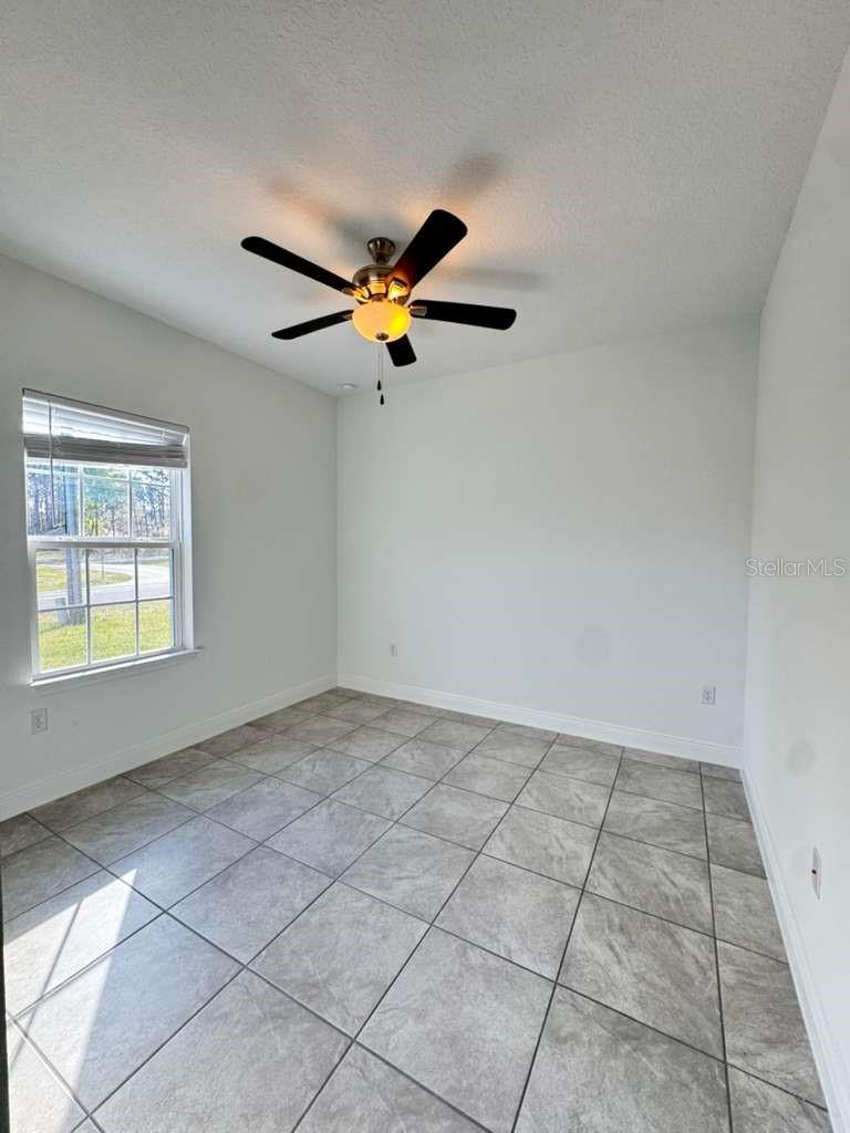 Image 32 of 52 For 769 Marion Oaks Pass