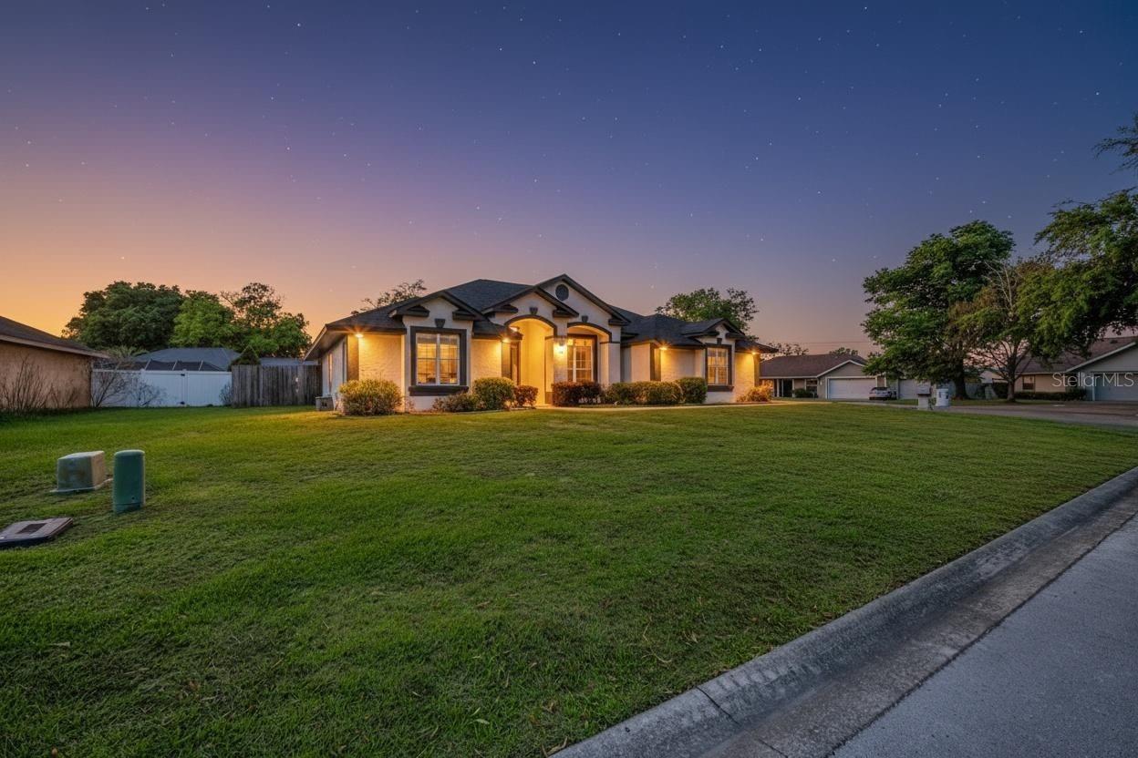 Image 29 of 49 For 6598 11th Loop