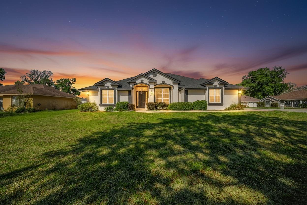 Image 32 of 49 For 6598 11th Loop