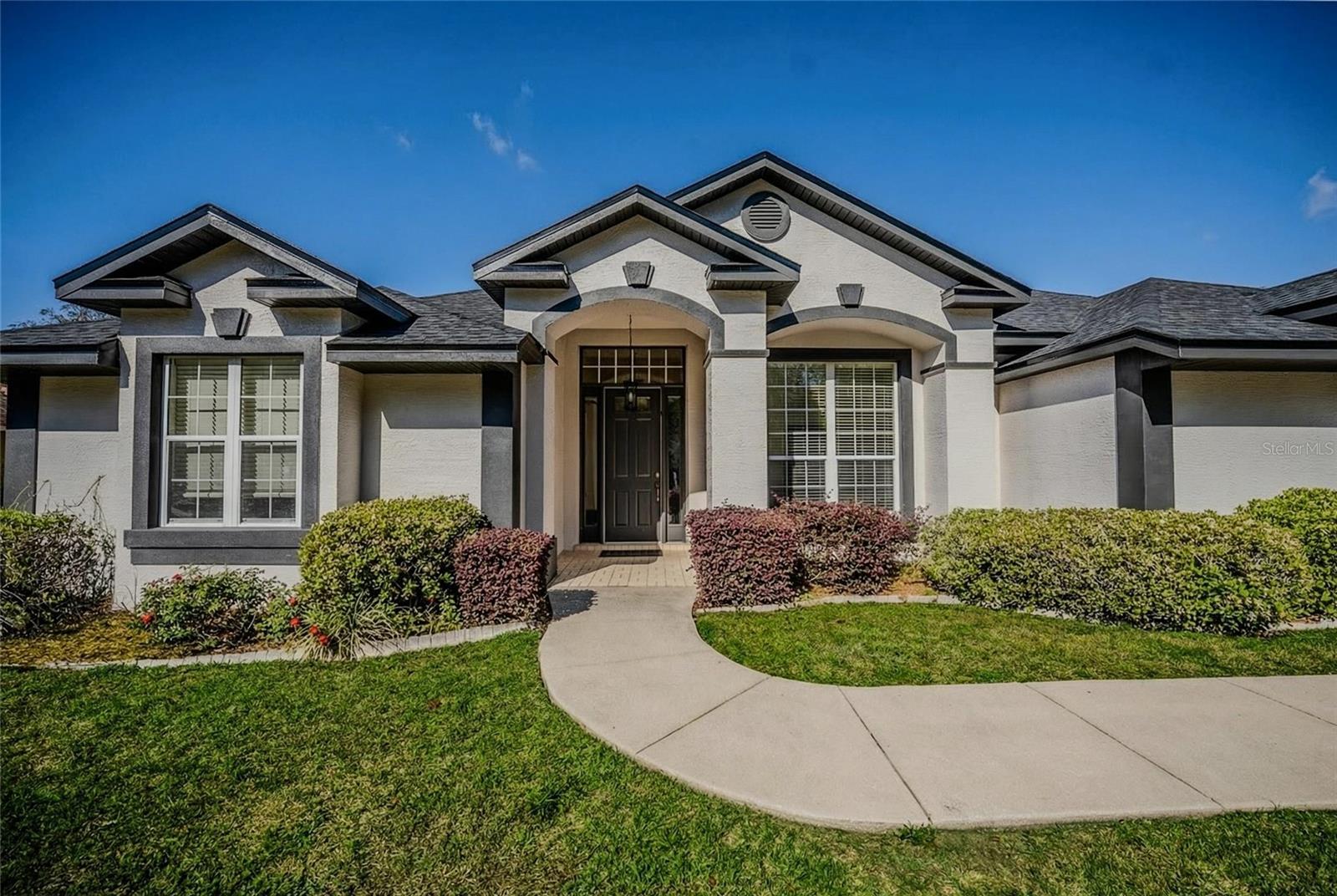 Image 43 of 49 For 6598 11th Loop