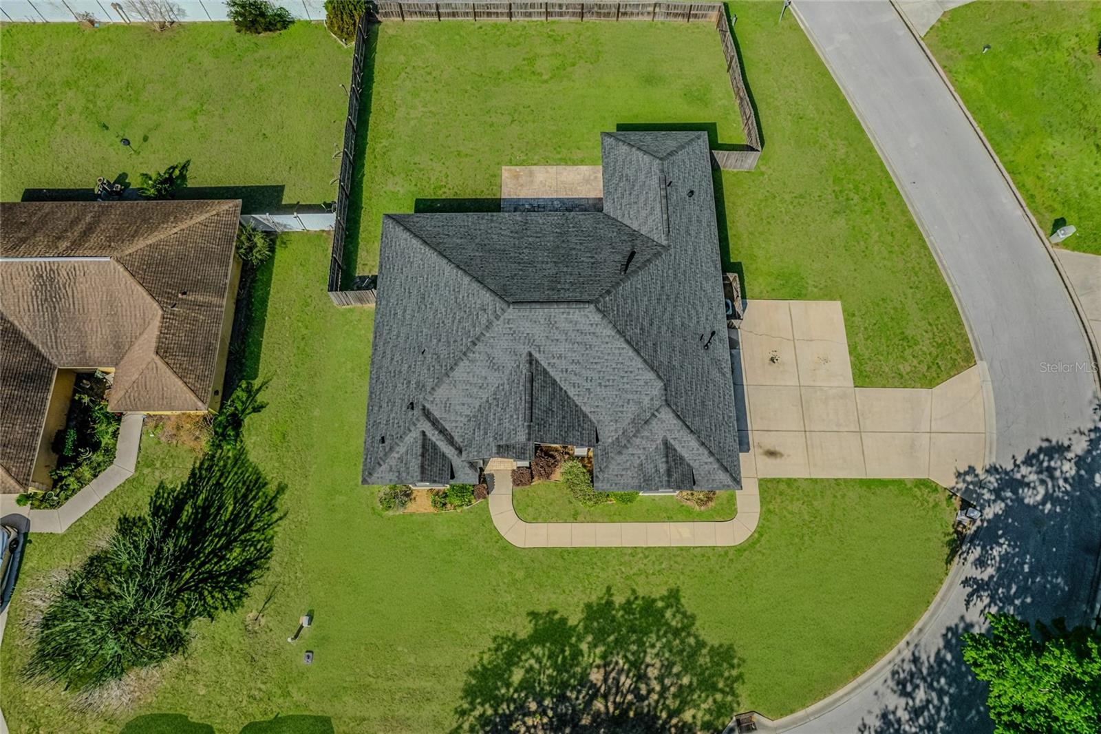 Image 46 of 49 For 6598 11th Loop