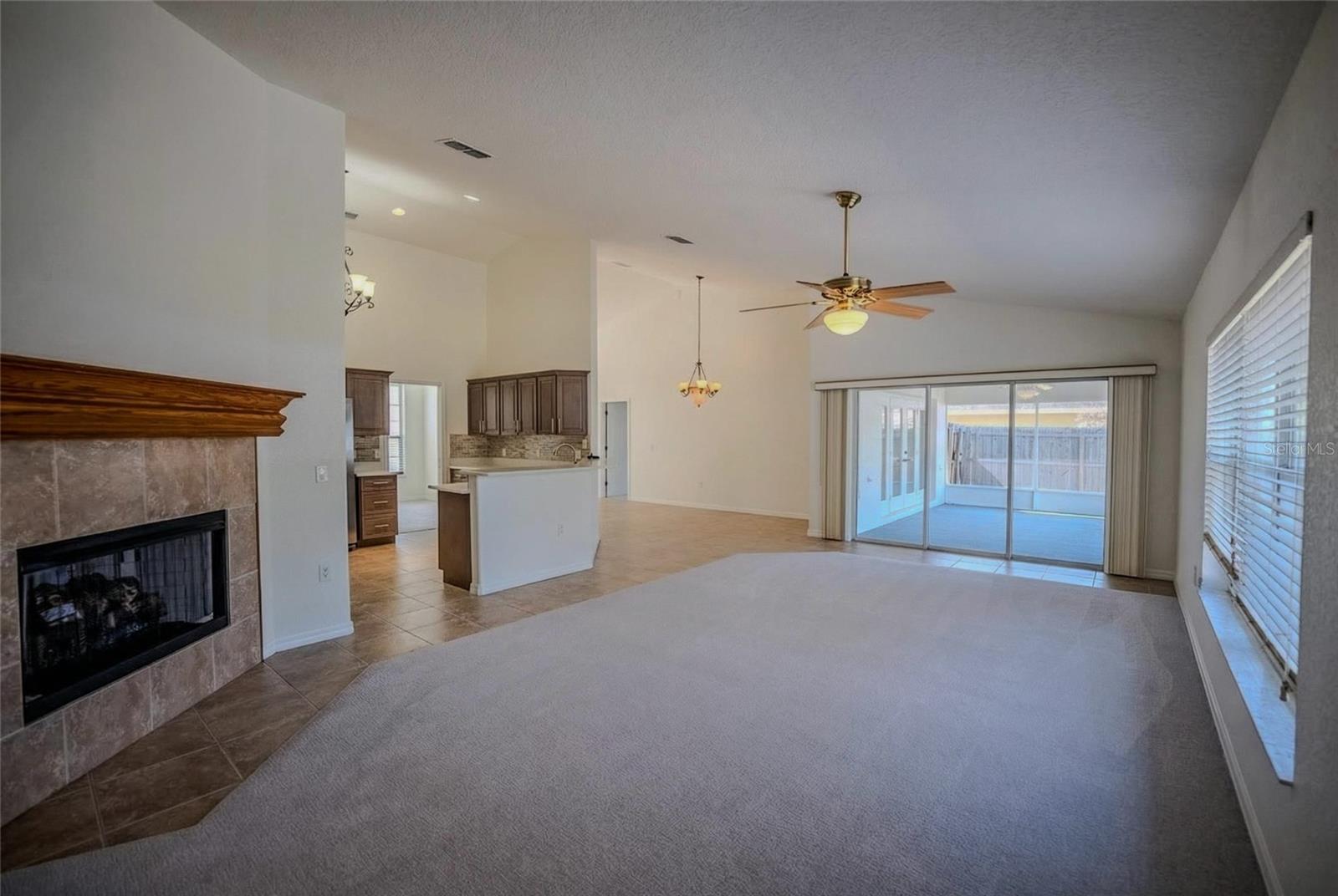 Image 5 of 49 For 6598 11th Loop