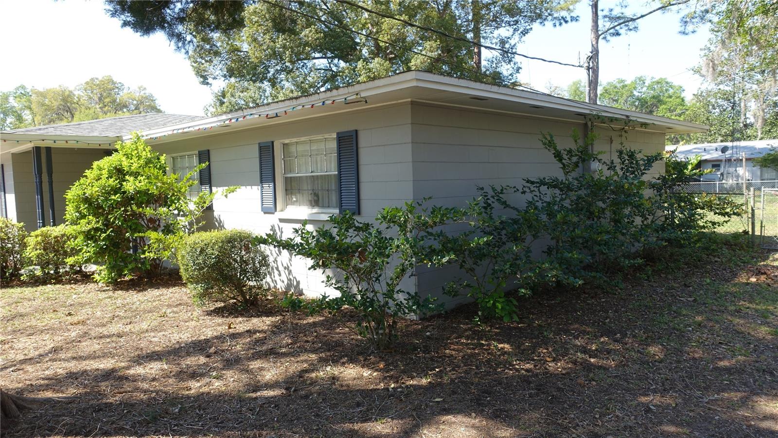 Image 3 of 52 For 4910 39th Terrace Nw