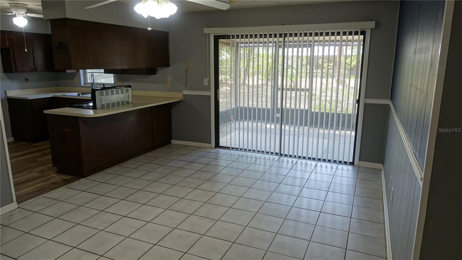 Image 5 of 52 For 4910 39th Terrace Nw