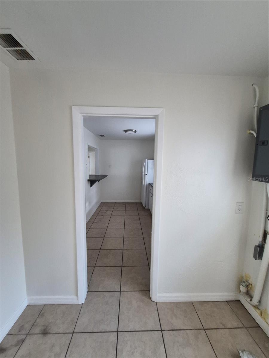 Image 12 of 20 For 11 Barbour Street