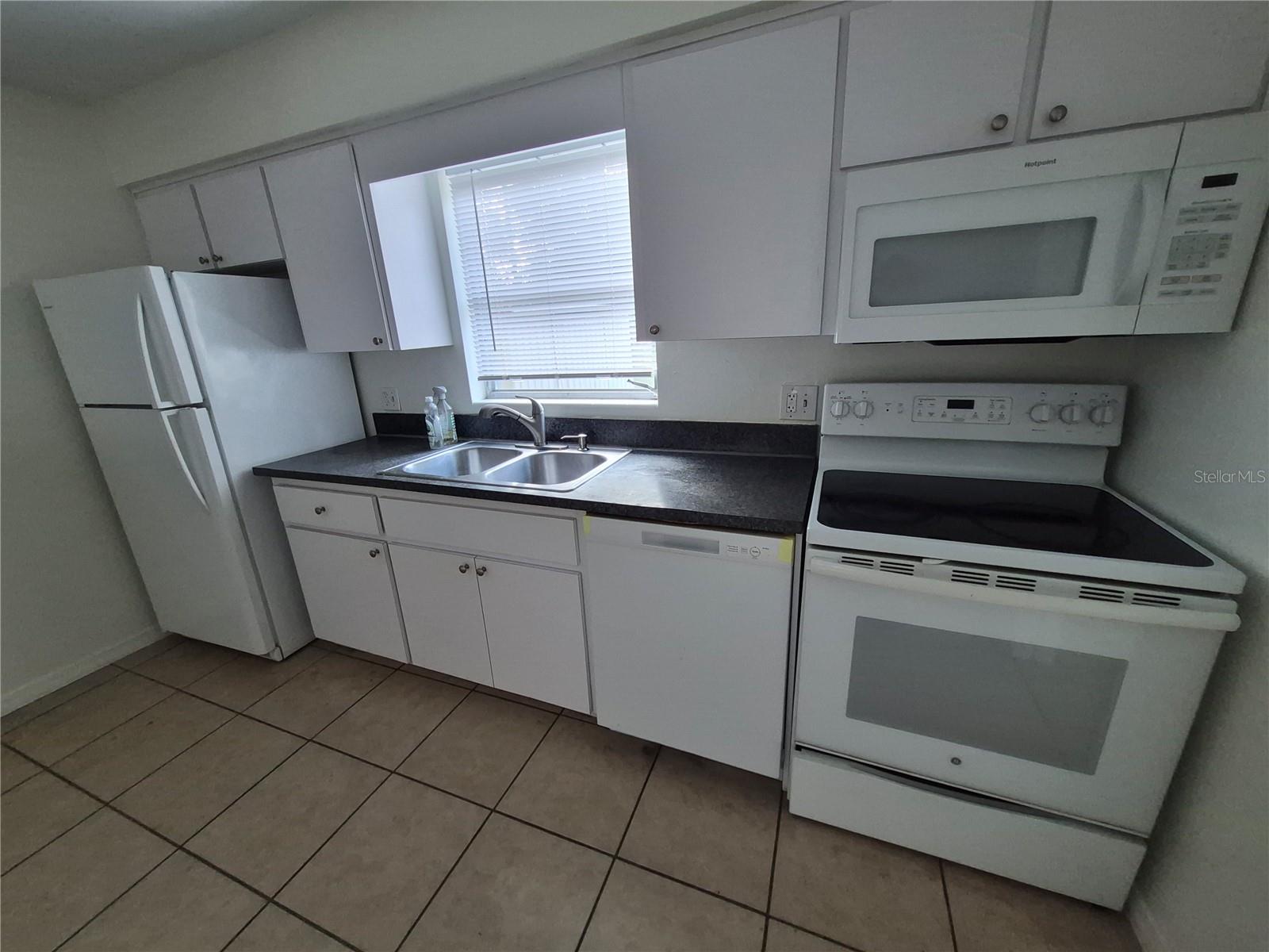 Image 14 of 20 For 11 Barbour Street