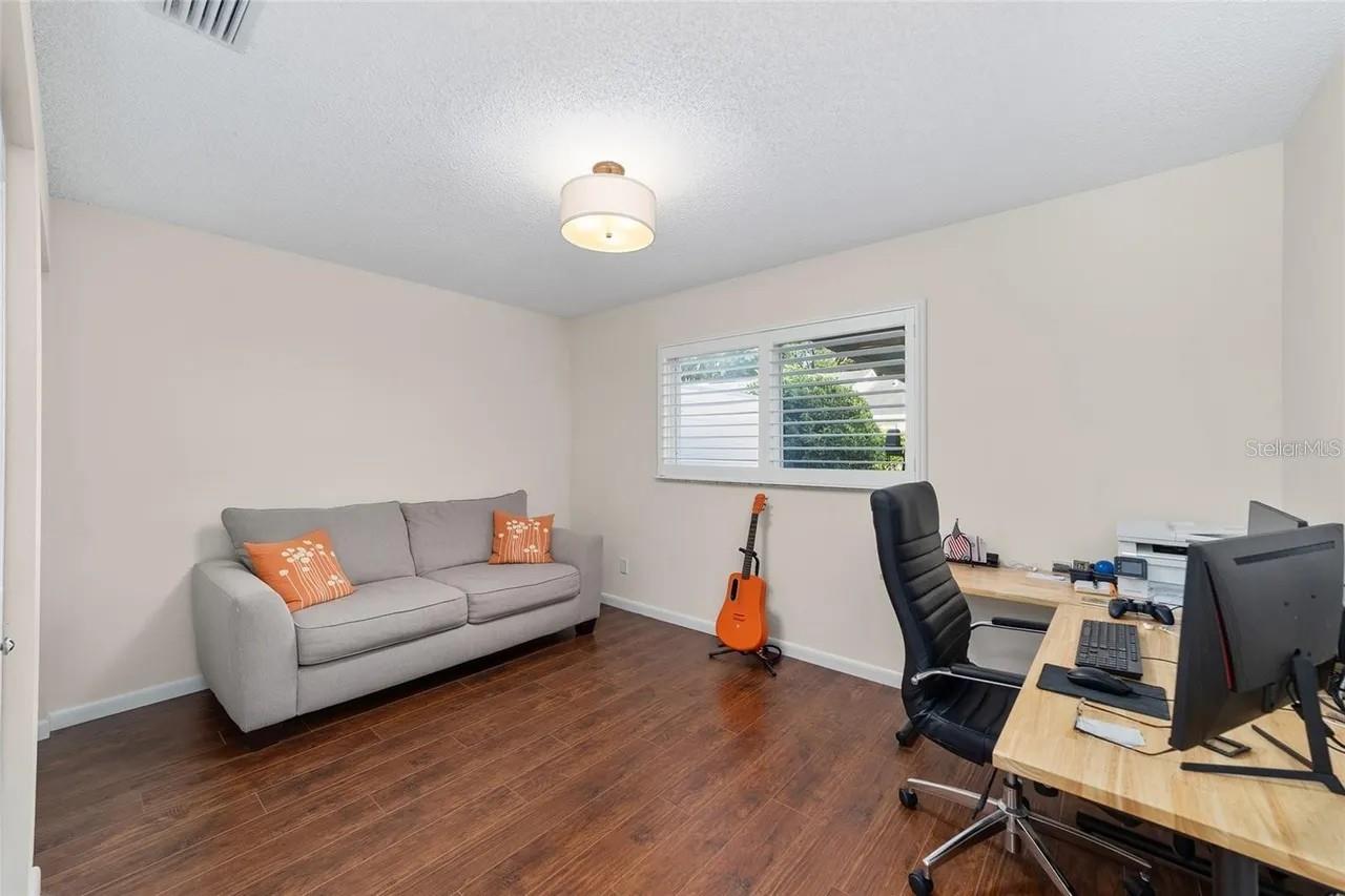 Image 12 of 16 For 9697 94th Court