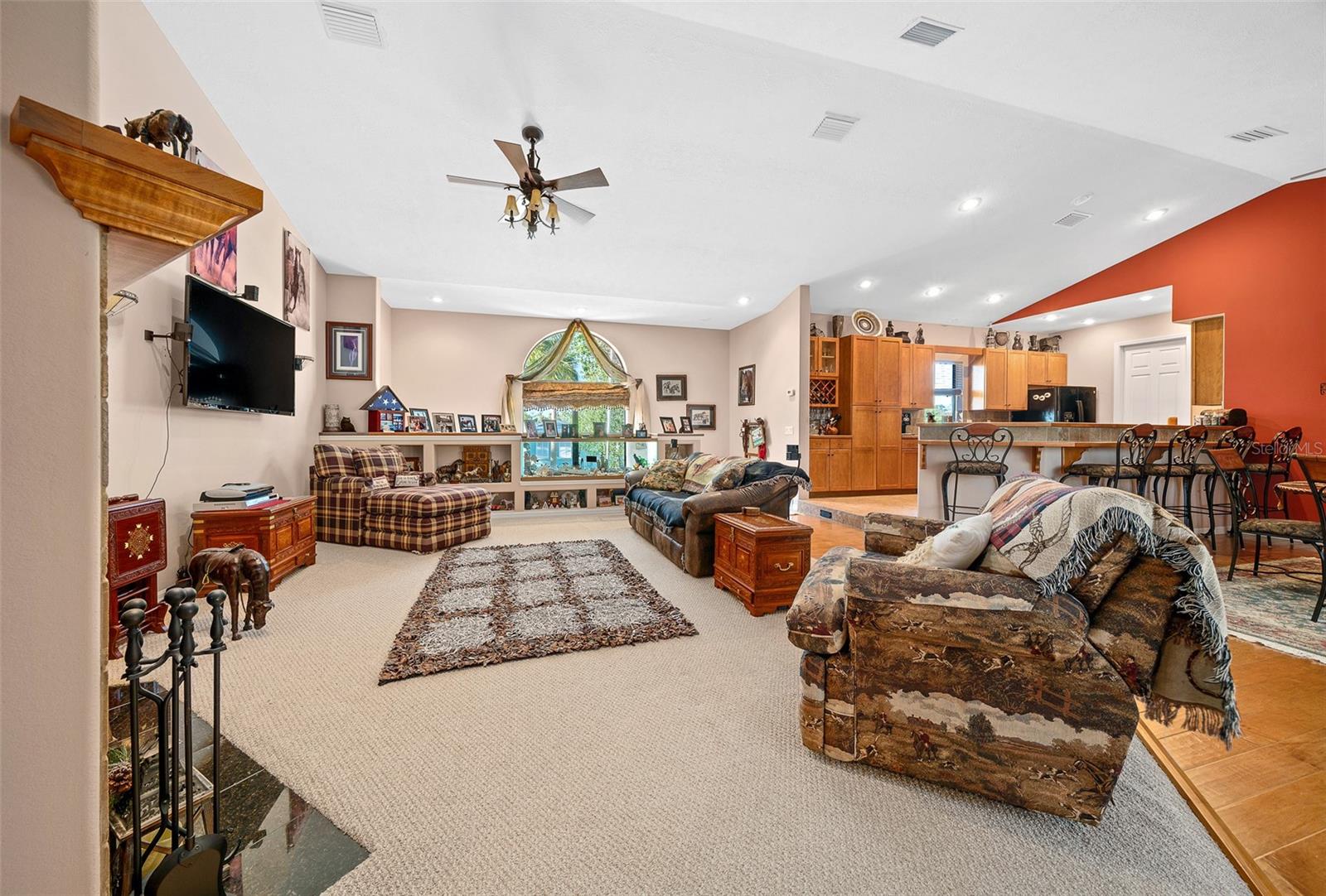 Image 30 of 71 For 2050 18th Street