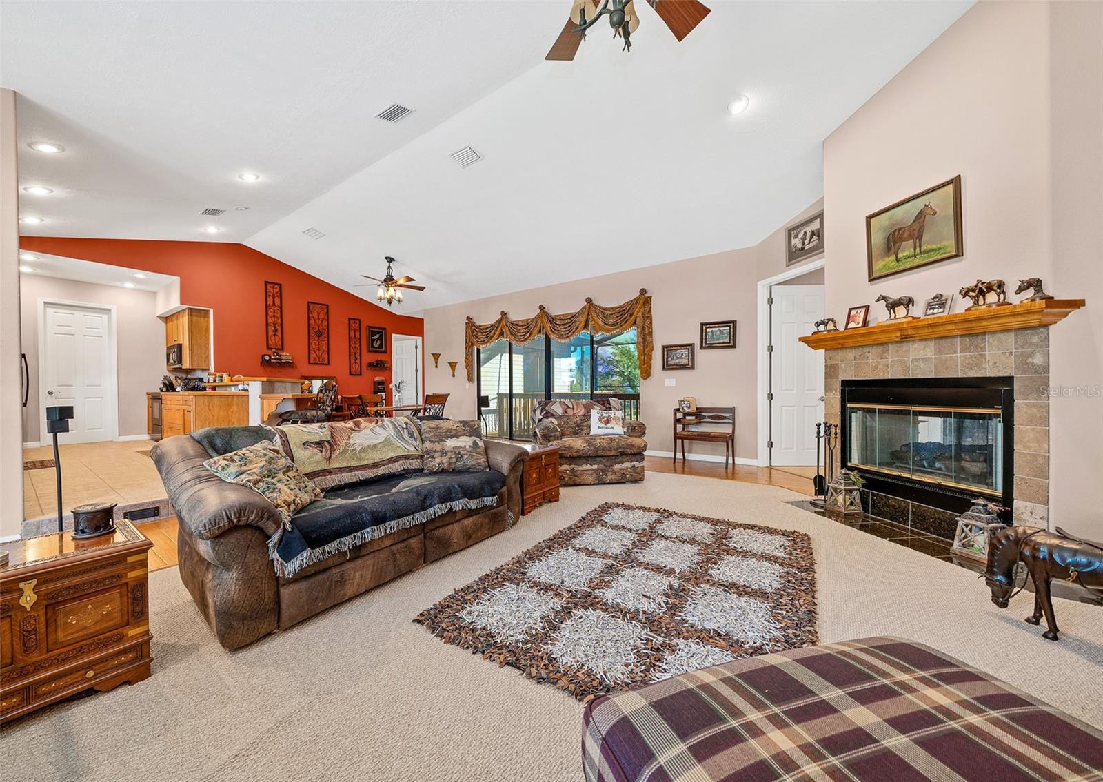 Image 32 of 71 For 2050 18th Street