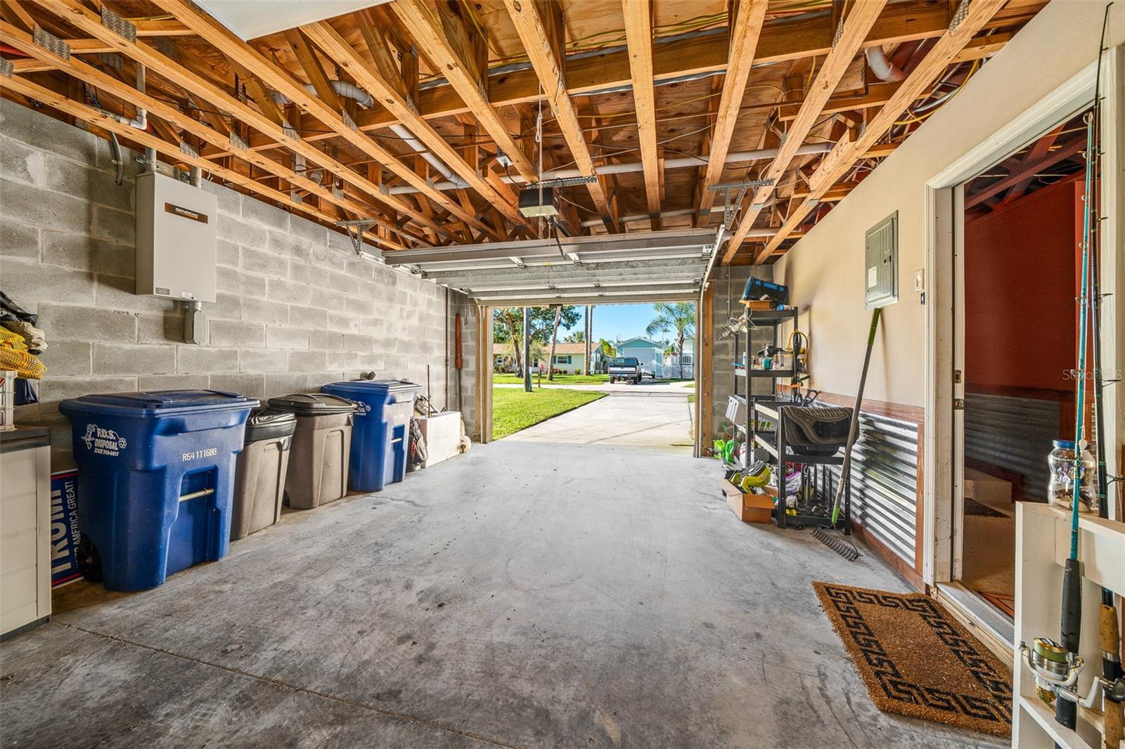 Image 47 of 71 For 2050 18th Street