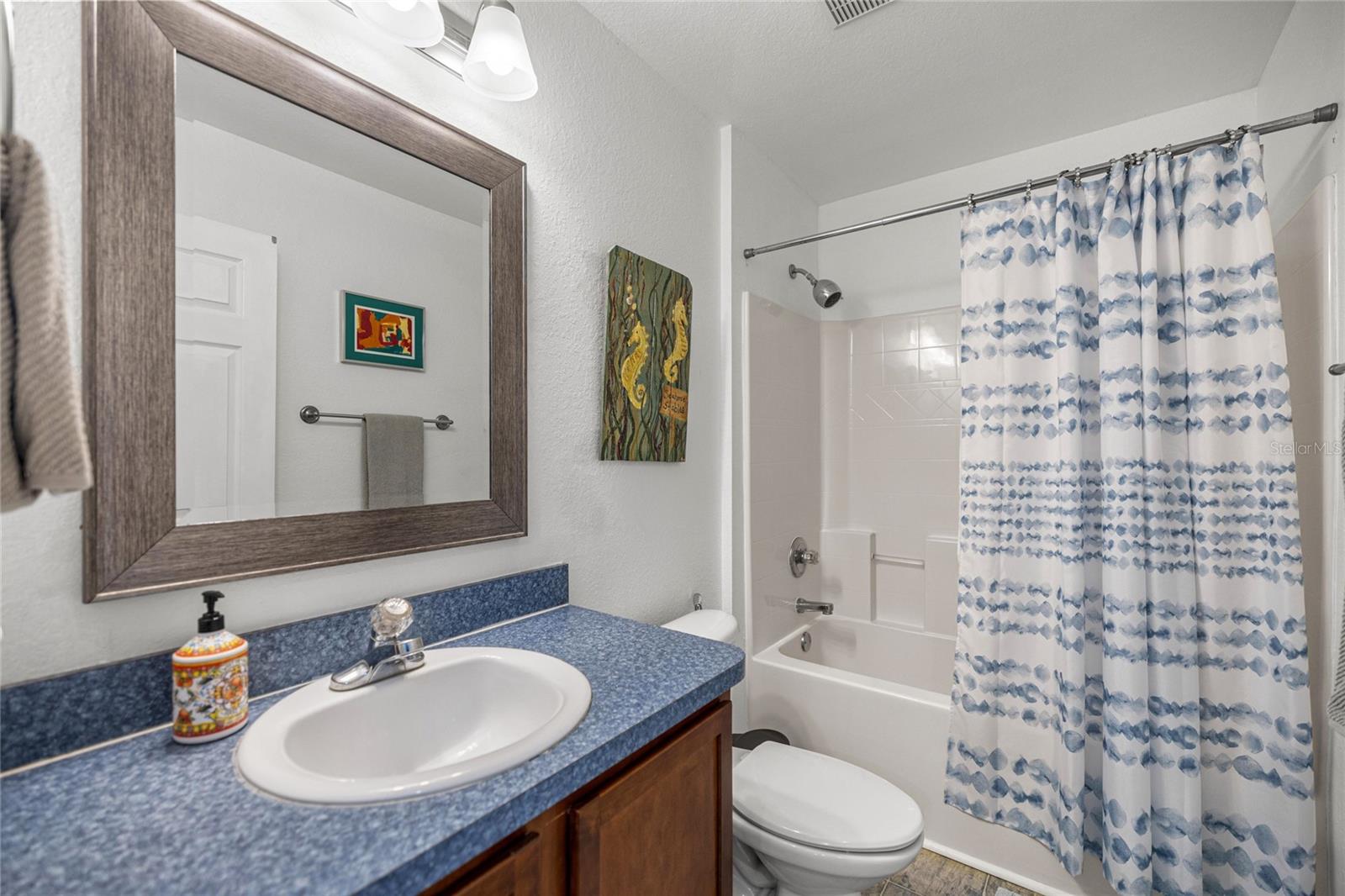 Image 20 of 48 For 5665 140th Street