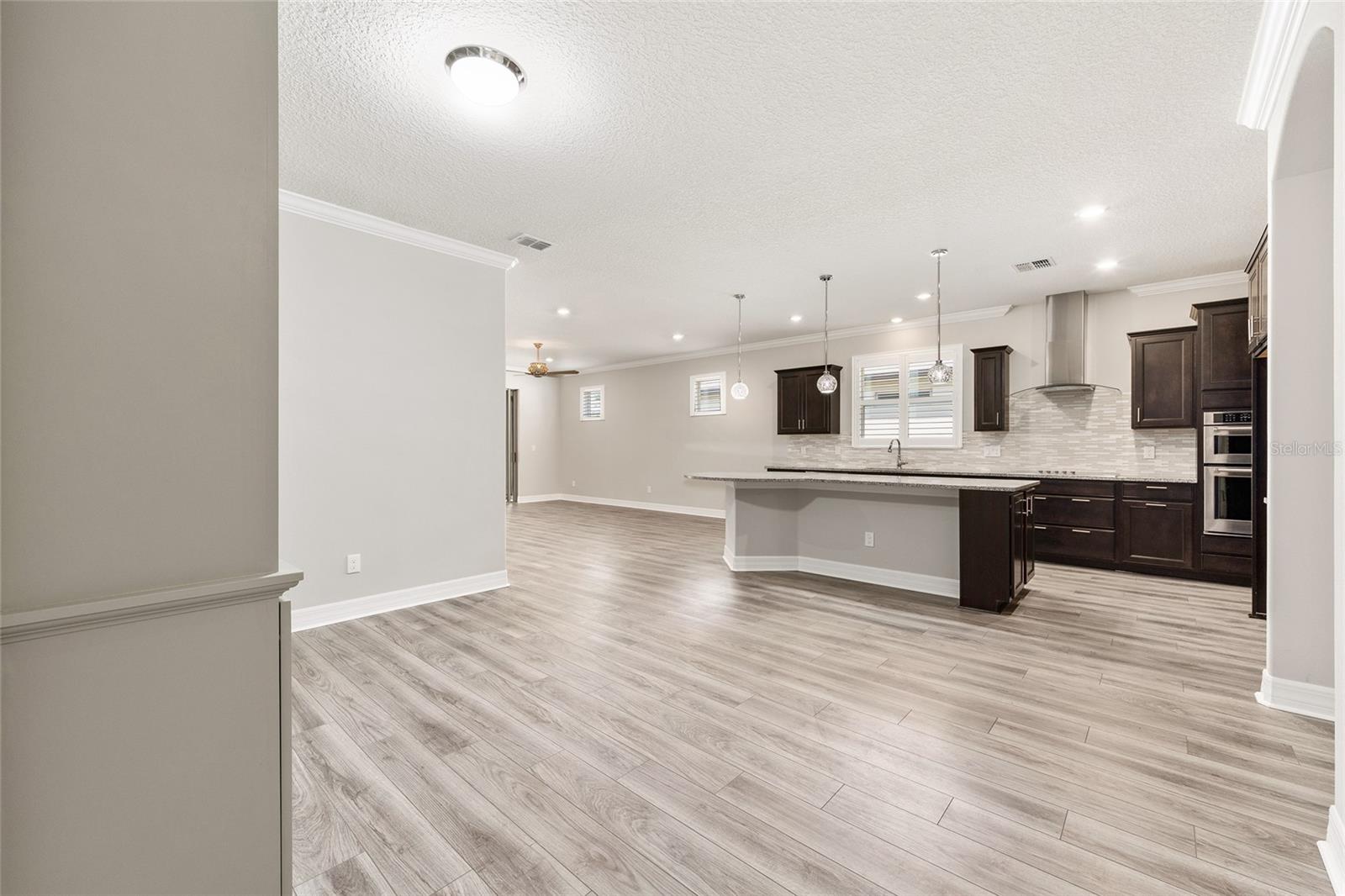 Image 11 of 57 For 6816 95th Circle