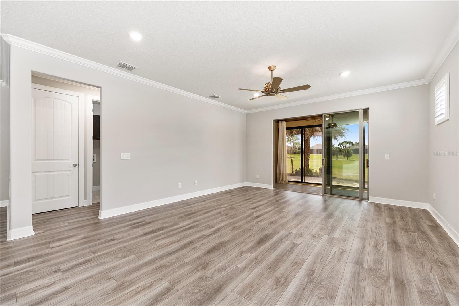 Image 21 of 57 For 6816 95th Circle