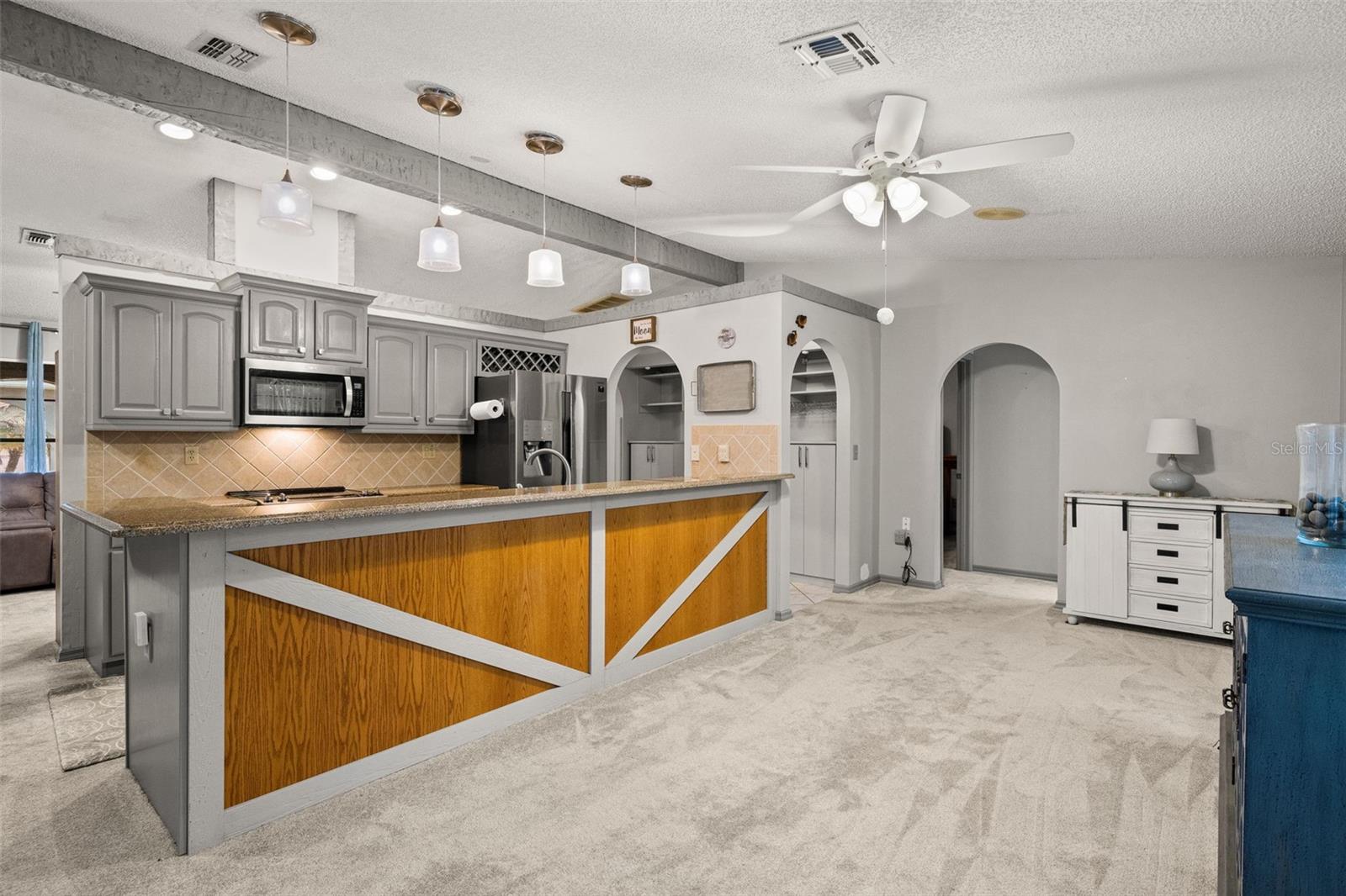 Image 11 of 35 For 13130 Feather Street