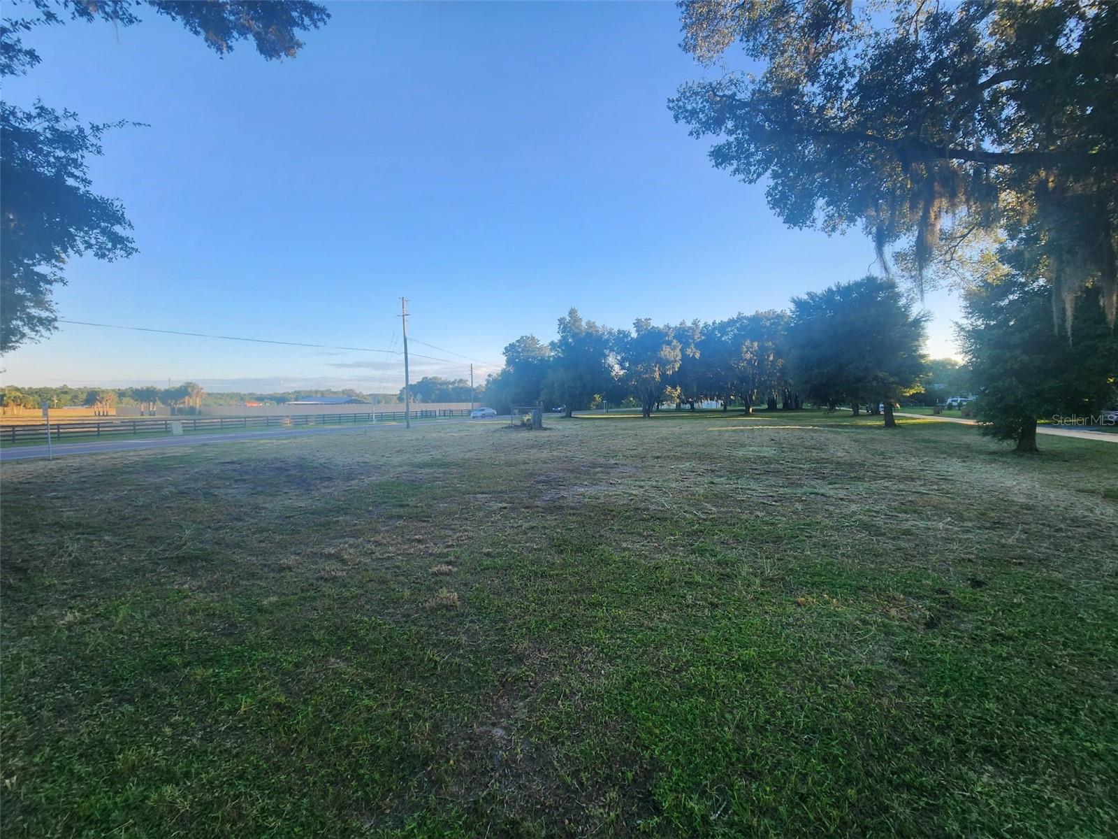 Image 20 of 21 For 00 Lake Daisy Drive