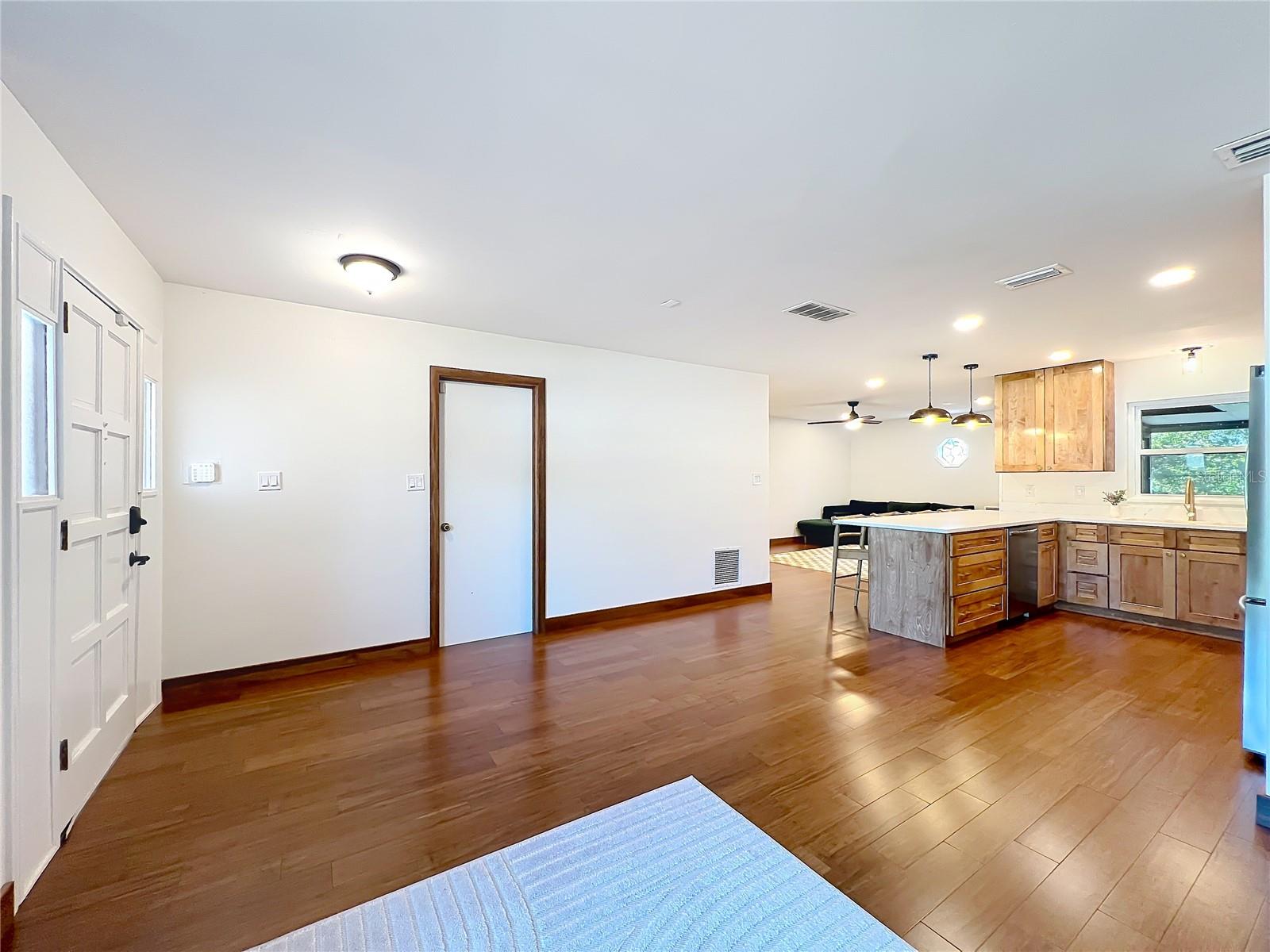 Image 15 of 76 For 7445 Betty Street