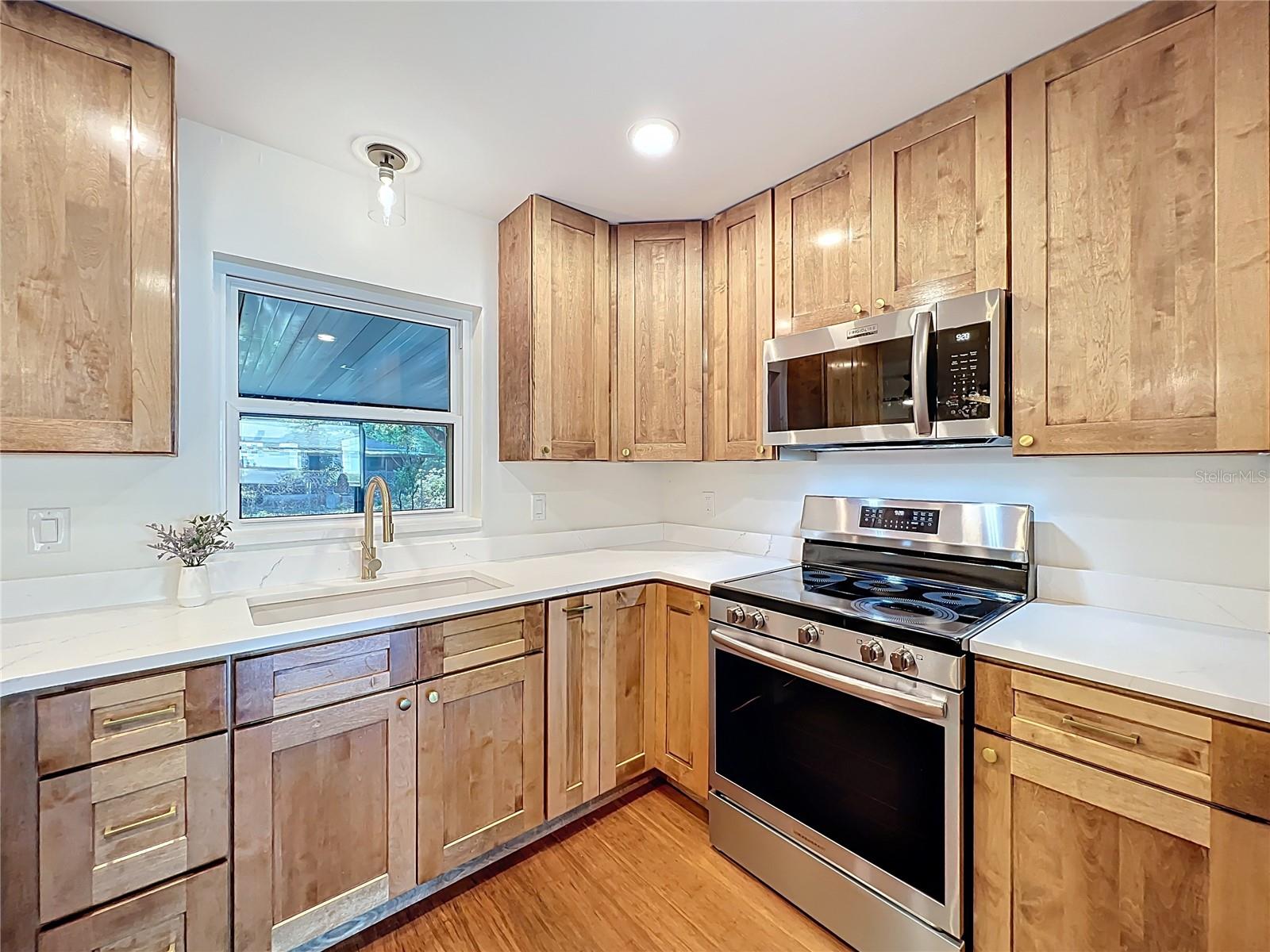 Image 19 of 76 For 7445 Betty Street