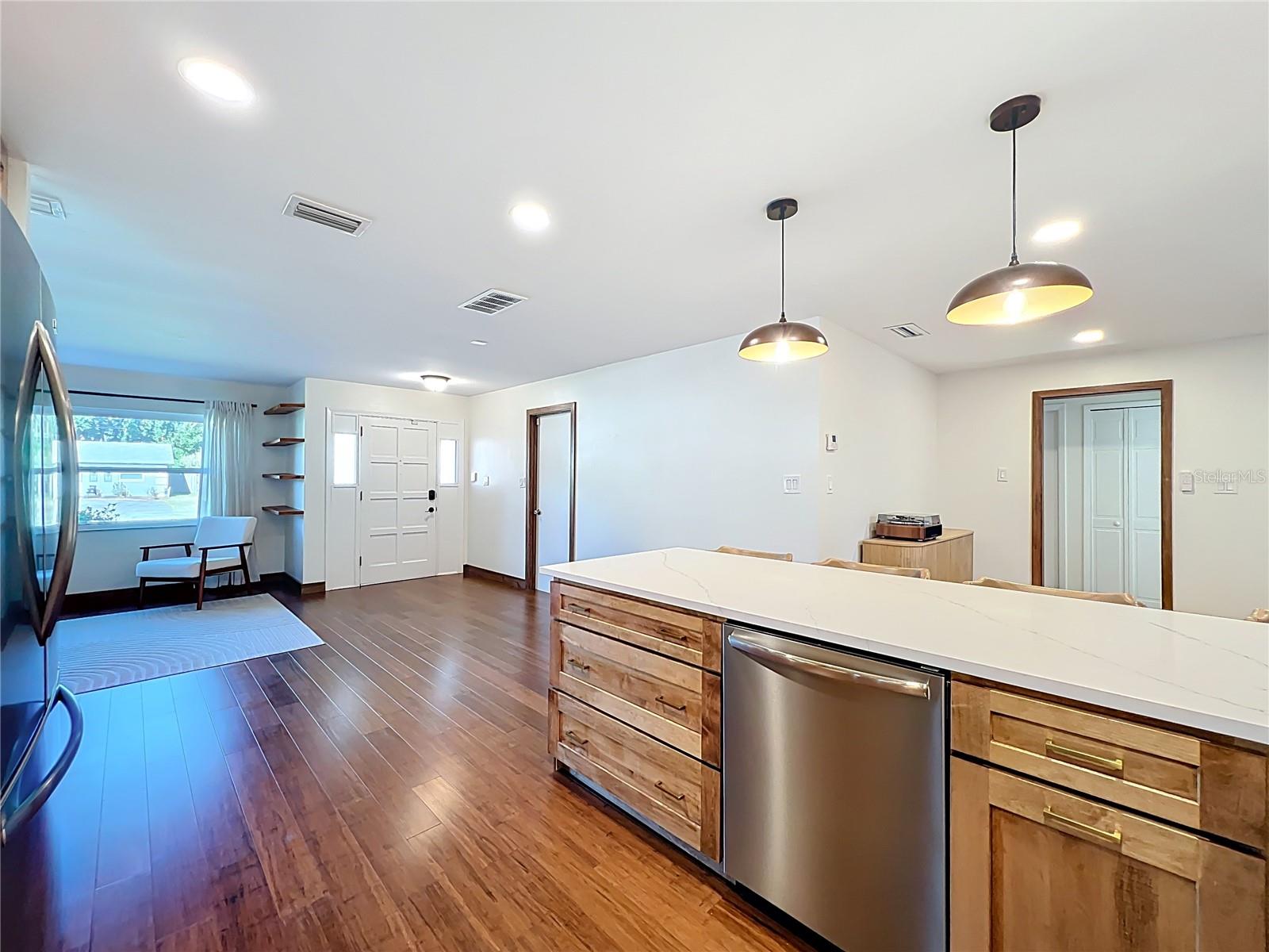 Image 22 of 76 For 7445 Betty Street