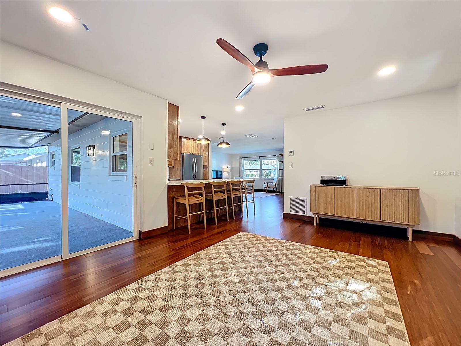 Image 29 of 76 For 7445 Betty Street