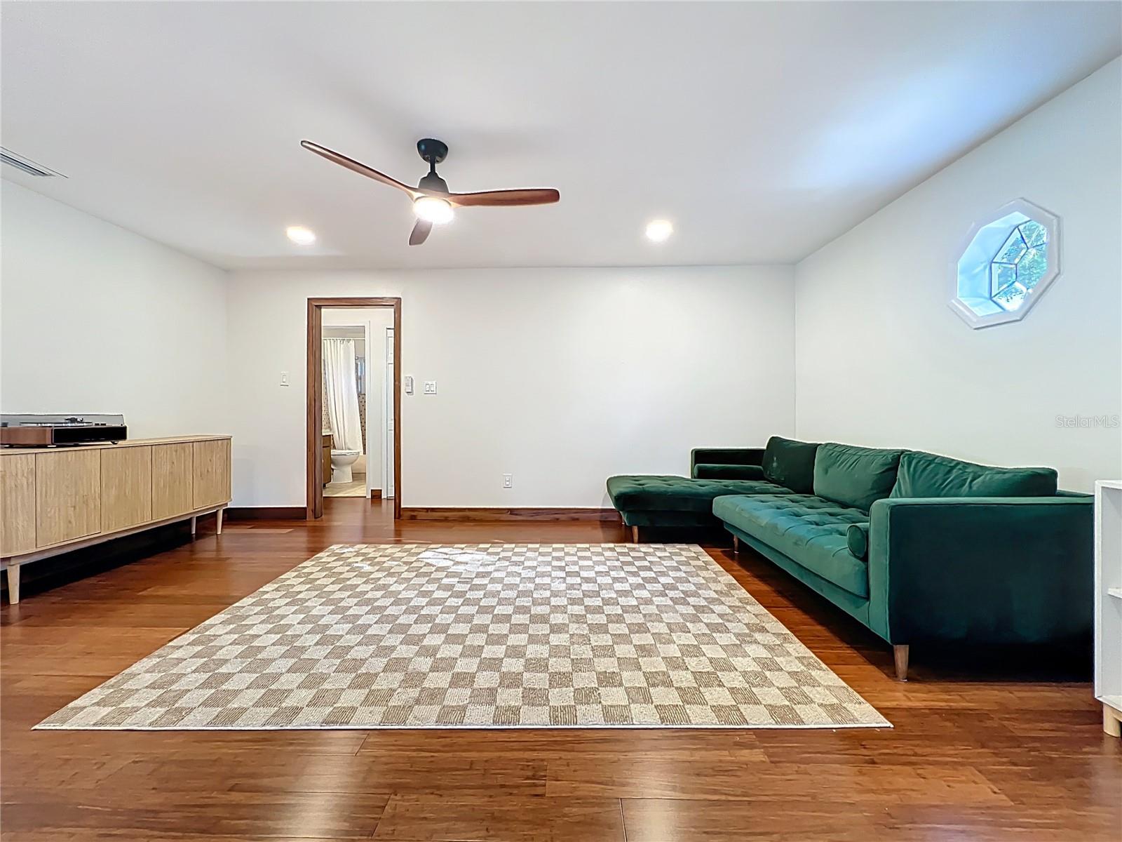 Image 30 of 76 For 7445 Betty Street