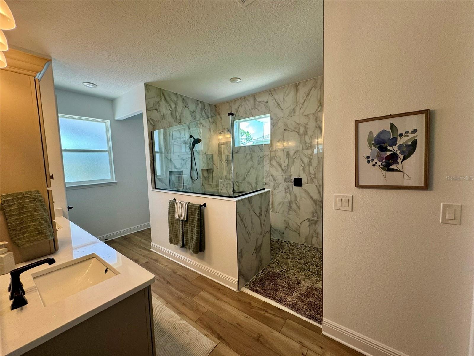 Image 18 of 39 For 9232 85th Place