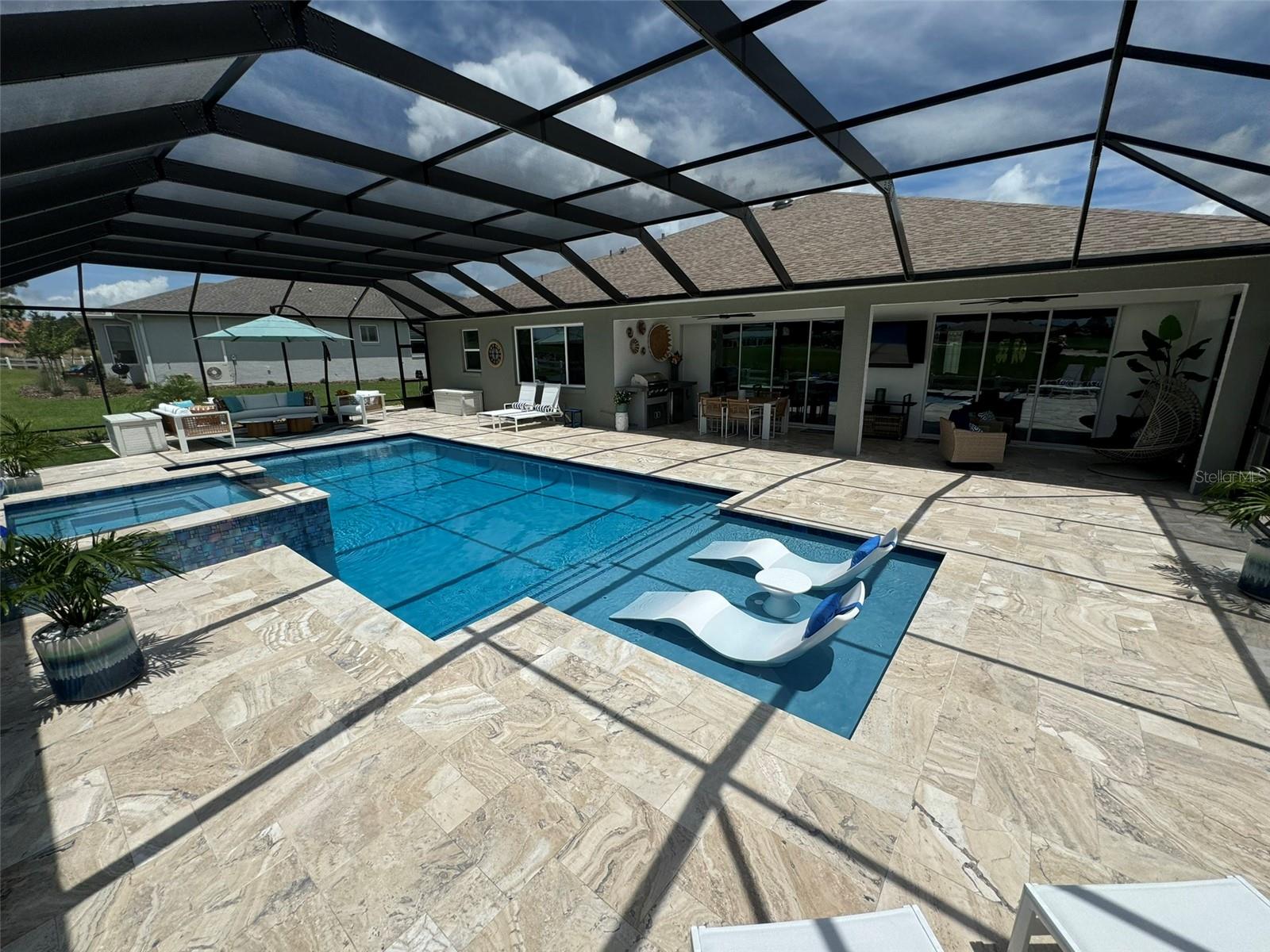 Image 27 of 39 For 9232 85th Place