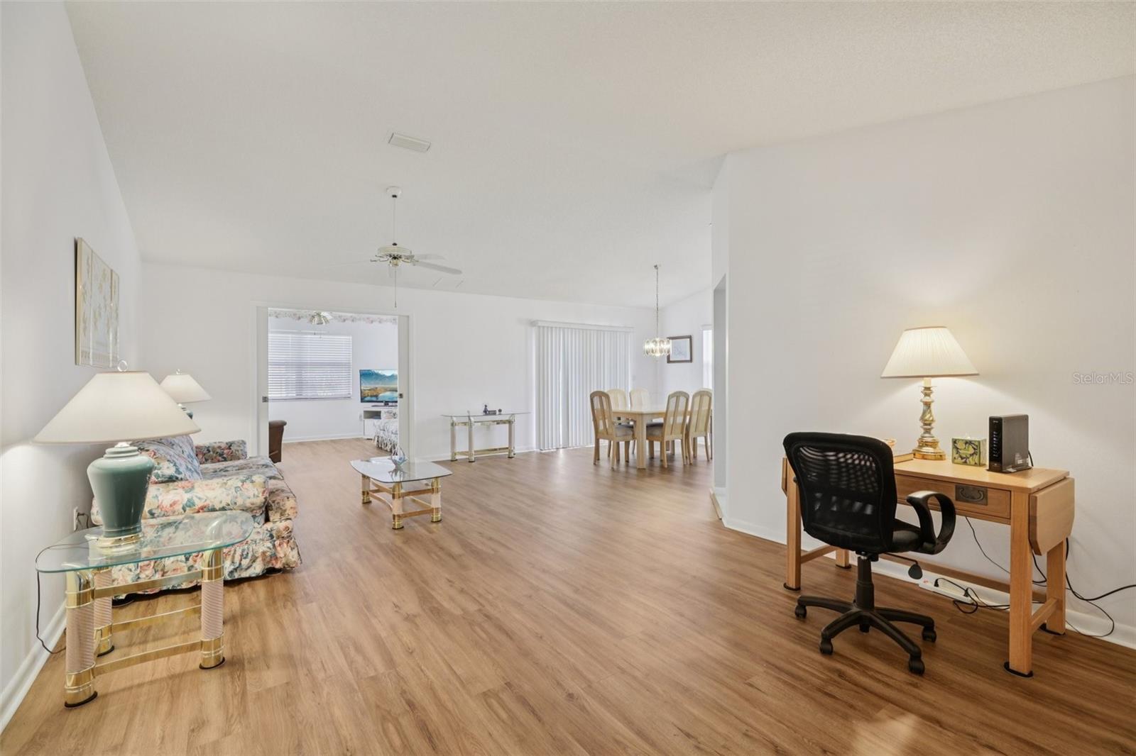 Image 16 of 71 For 1907 Tweed Court