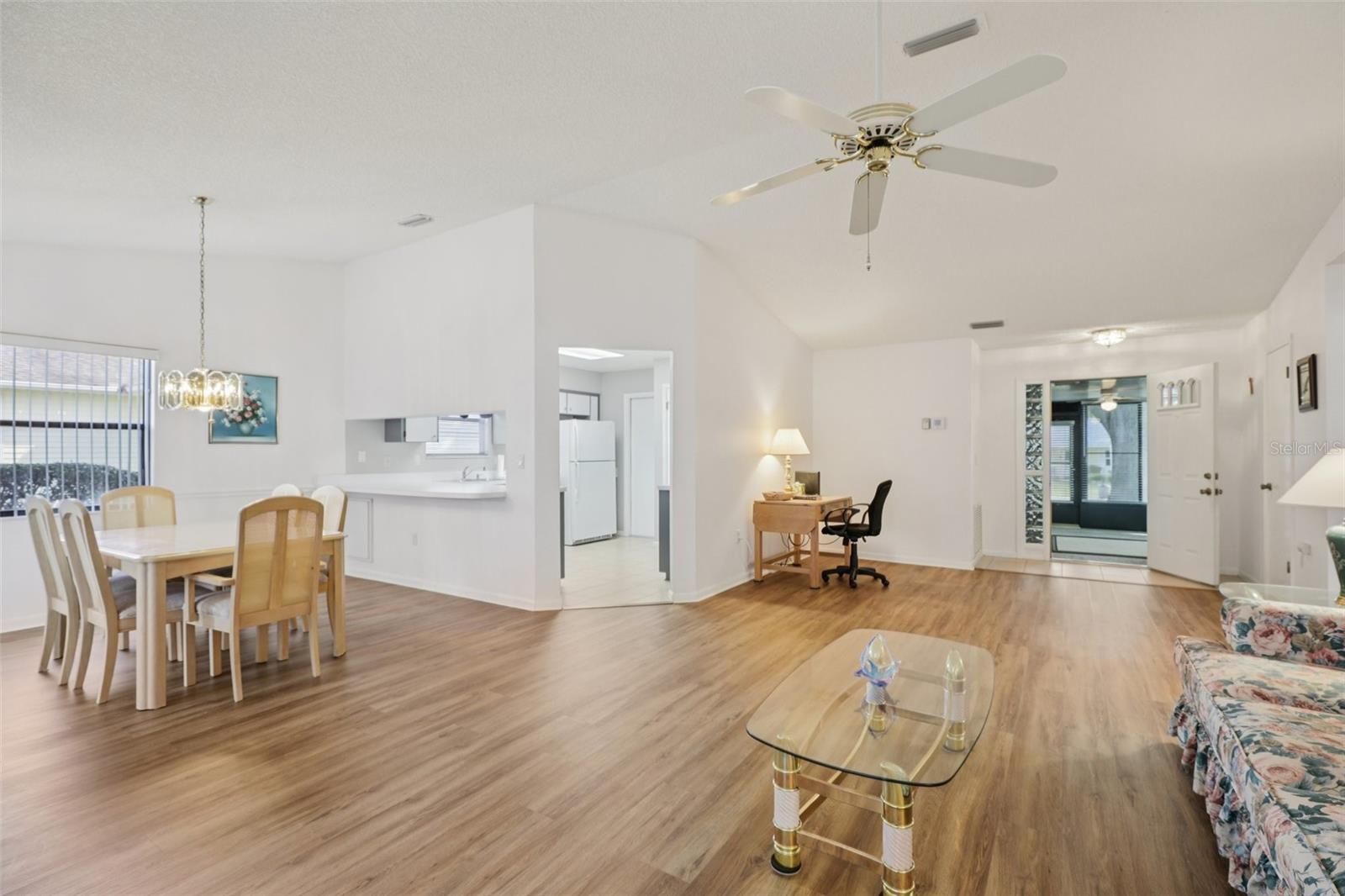 Image 18 of 71 For 1907 Tweed Court