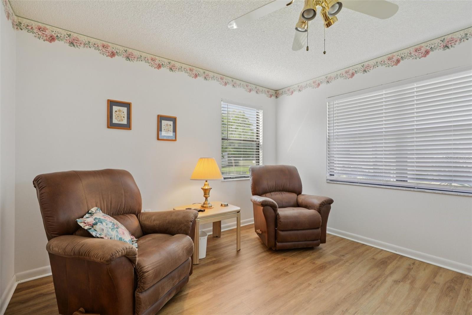 Image 21 of 71 For 1907 Tweed Court