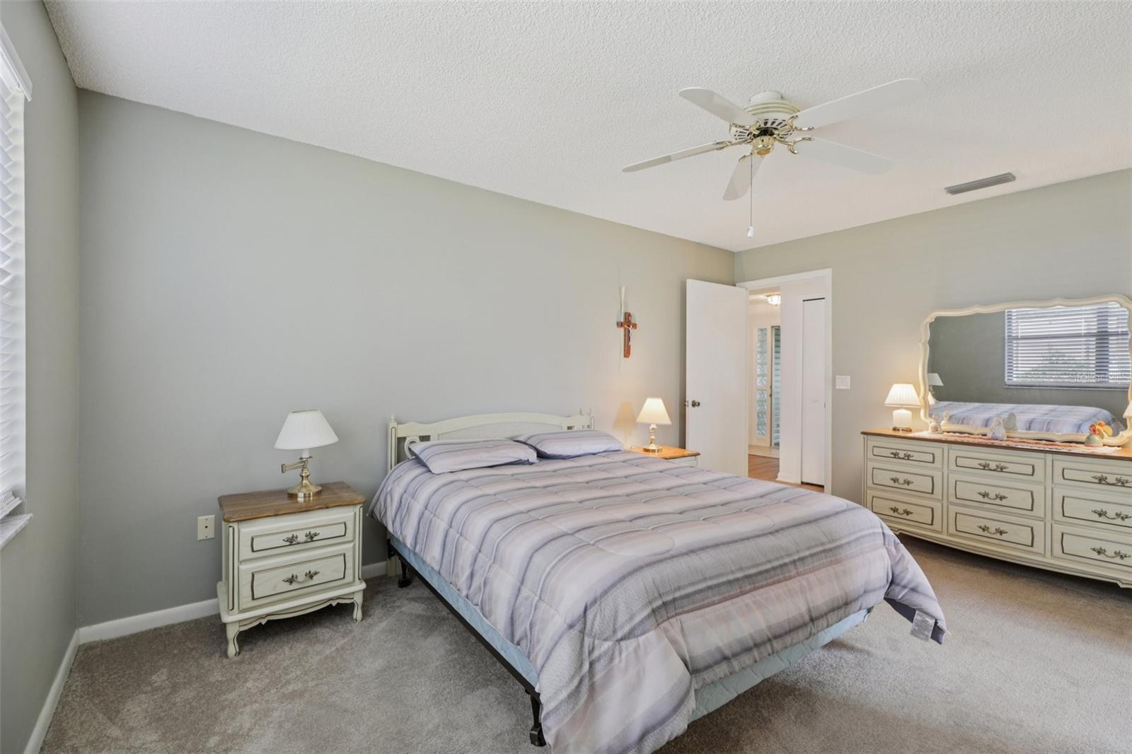 Image 31 of 71 For 1907 Tweed Court