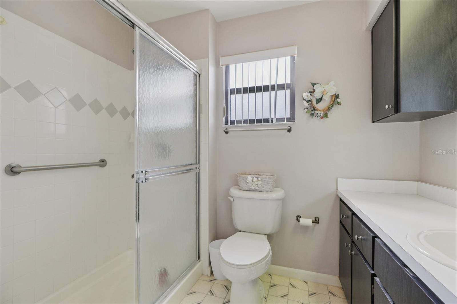 Image 34 of 71 For 1907 Tweed Court