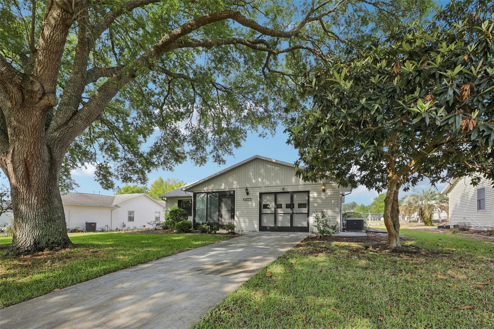 Image 4 of 71 For 1907 Tweed Court