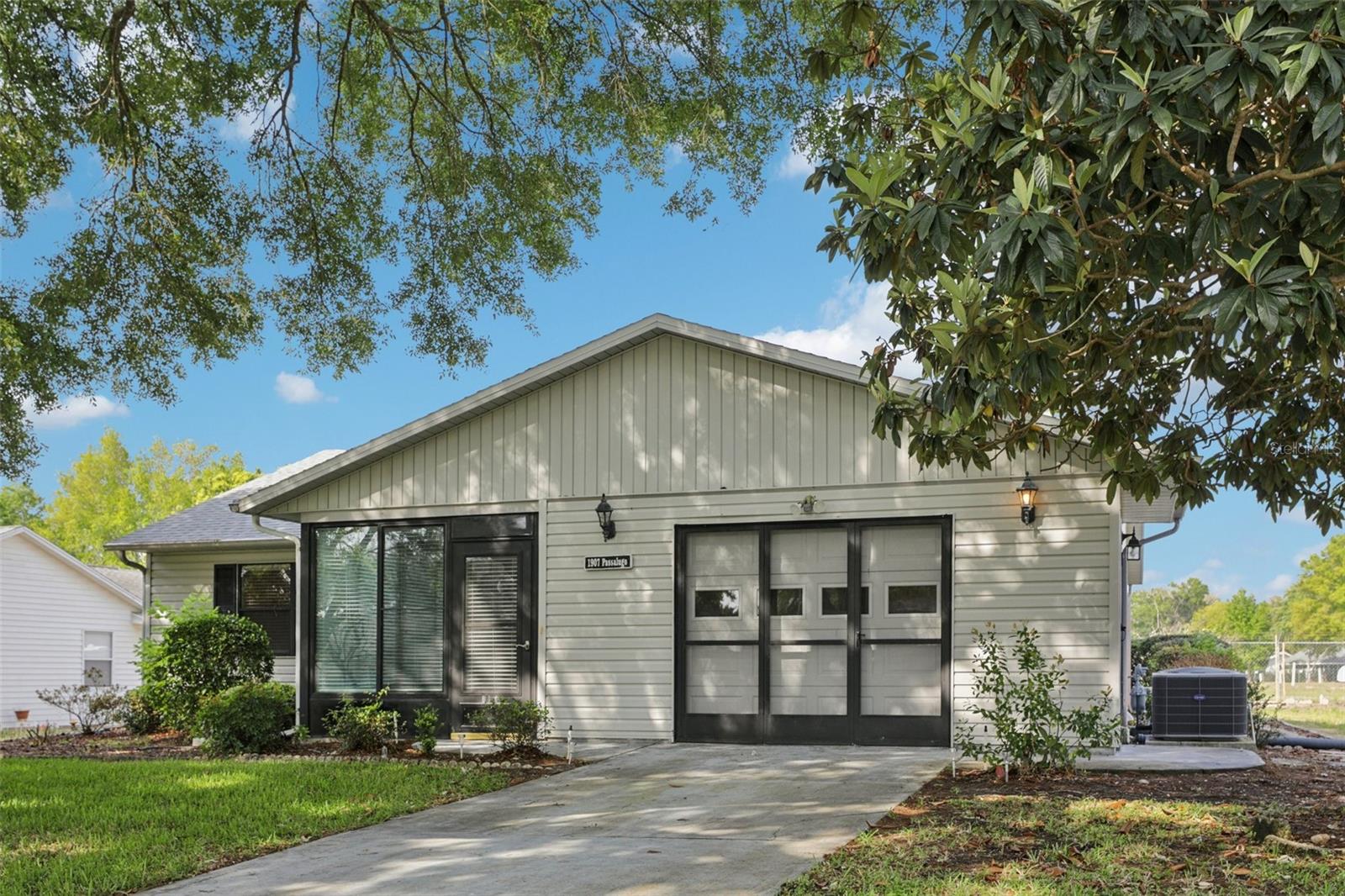 Image 5 of 71 For 1907 Tweed Court