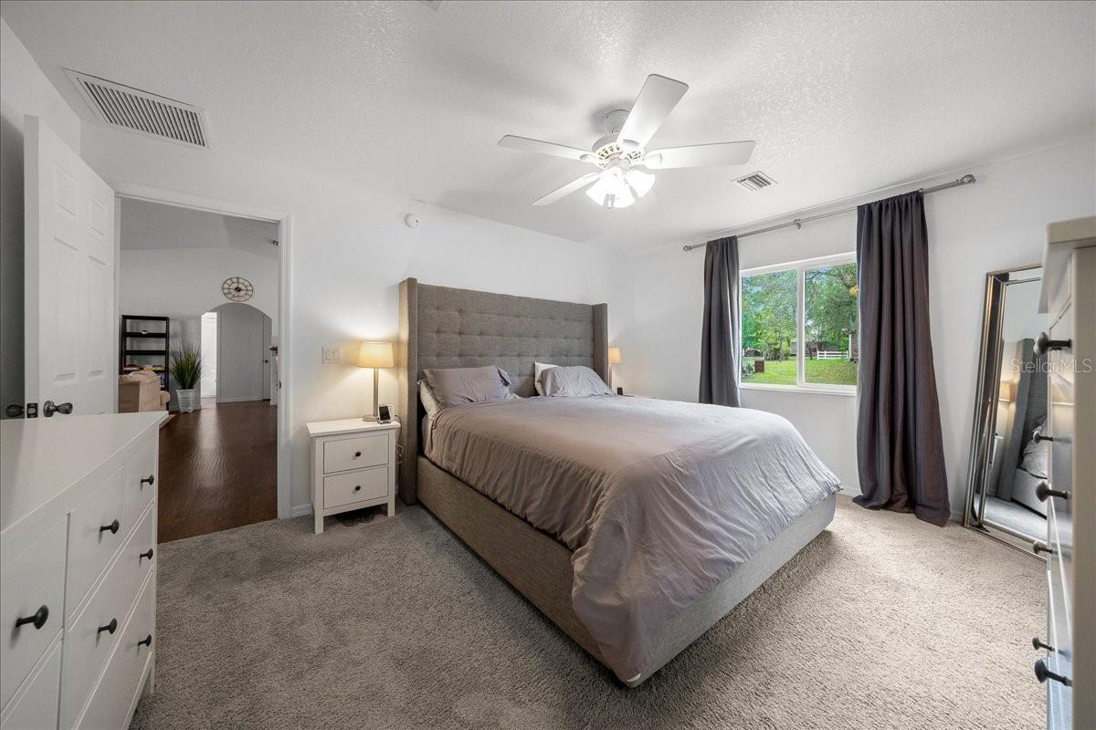 Image 17 of 35 For 15675 89th Terrace